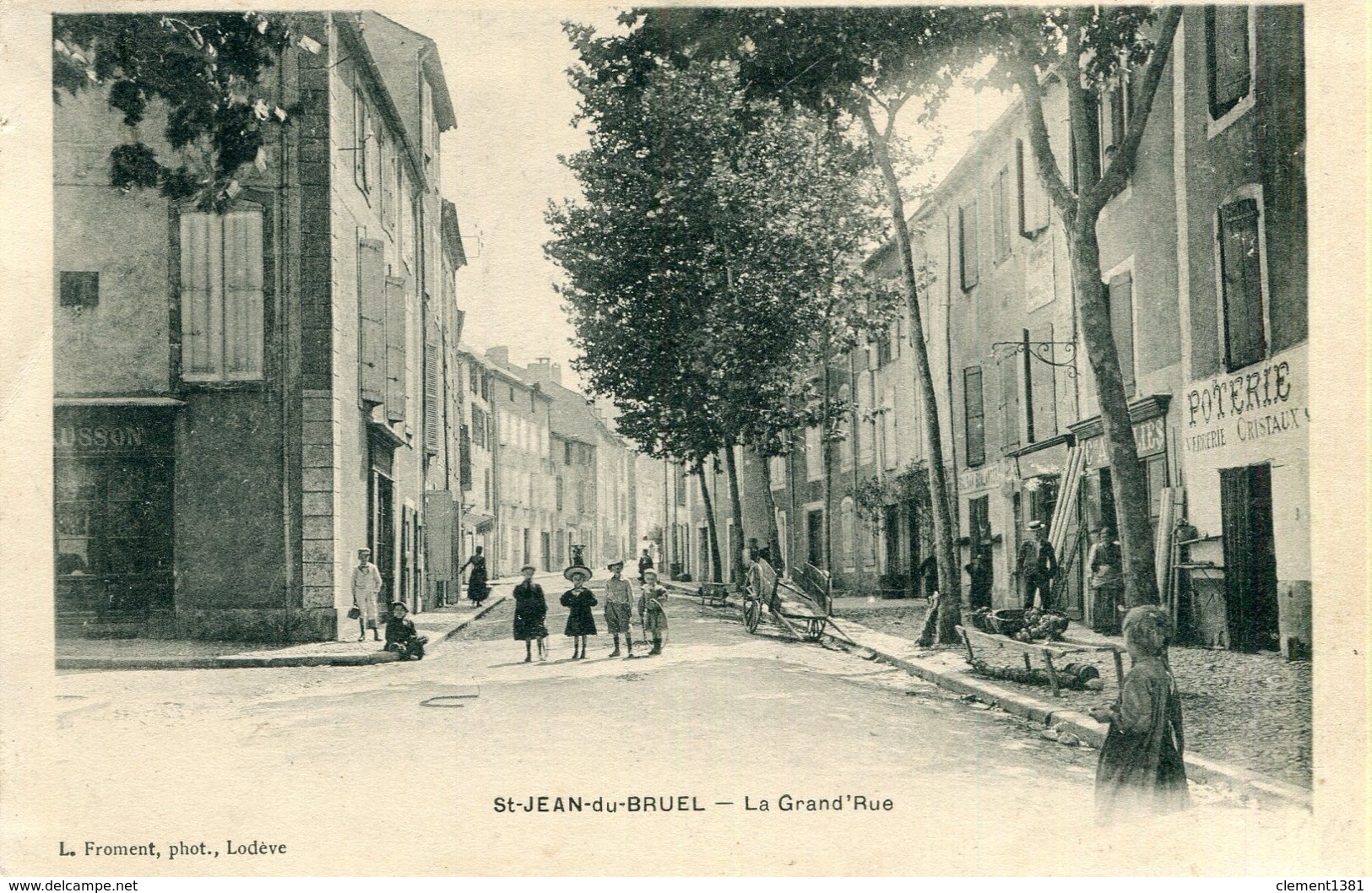 Saint Jean Du Bruel La Grand Rue Grande Circulee En 1905 - Autres & Non Classés