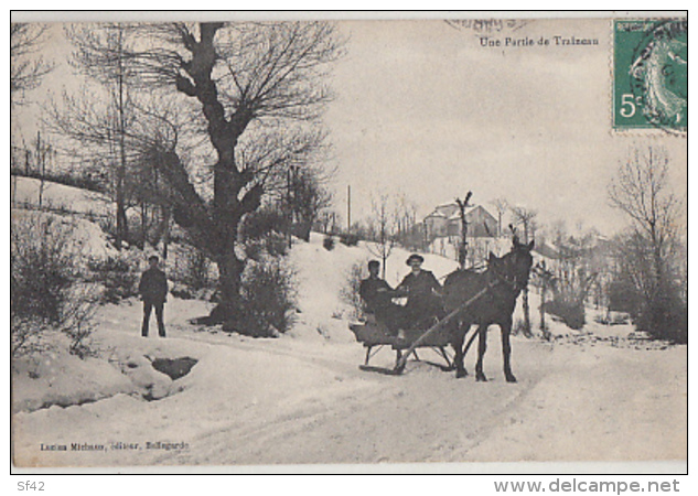 BELLEGARDE           UNE PARTIE DE TRAINEAU        CHEVAL TRACTANT  UN CHAR LUGE - Bellegarde-sur-Valserine