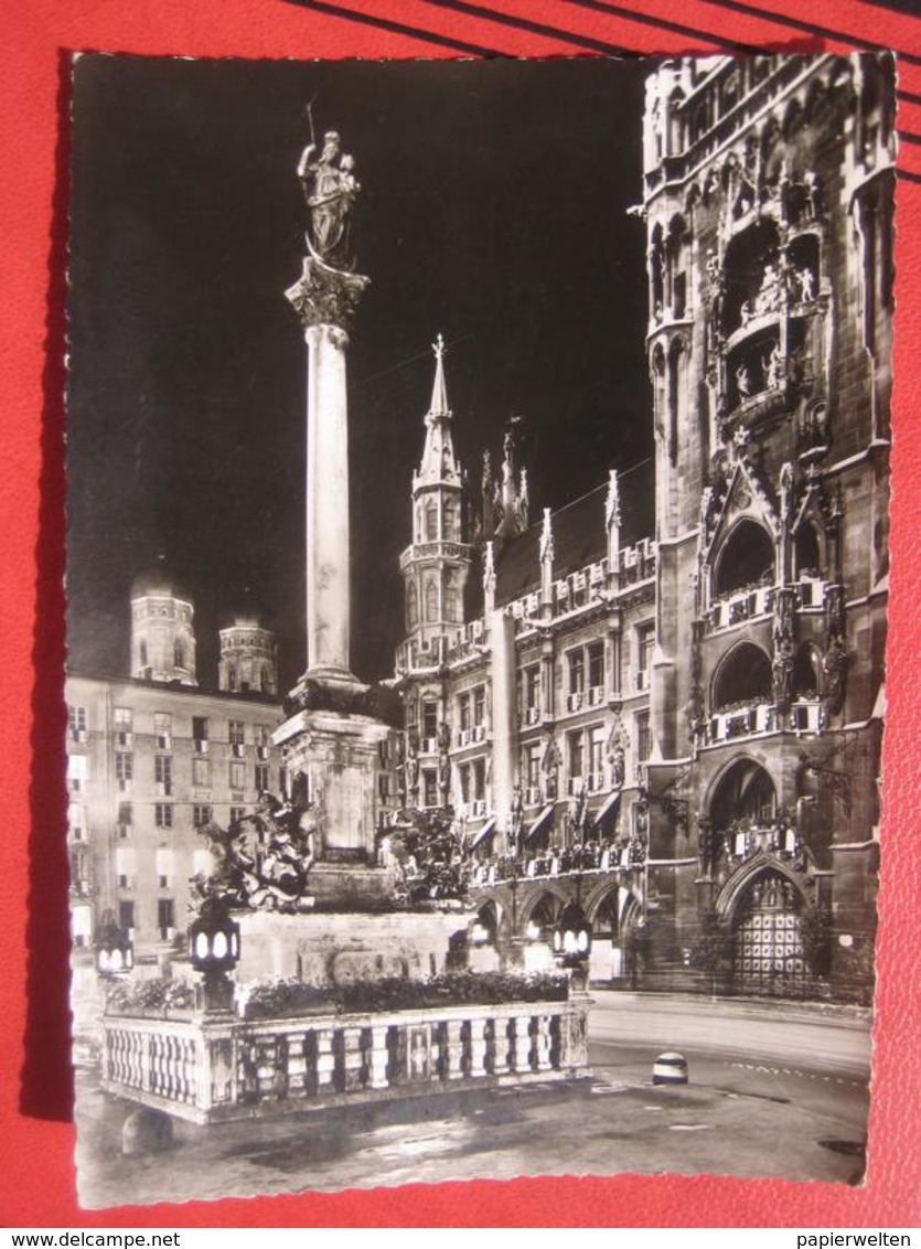 München - Mariensäule + Rathaus Bei NAcht - Muenchen