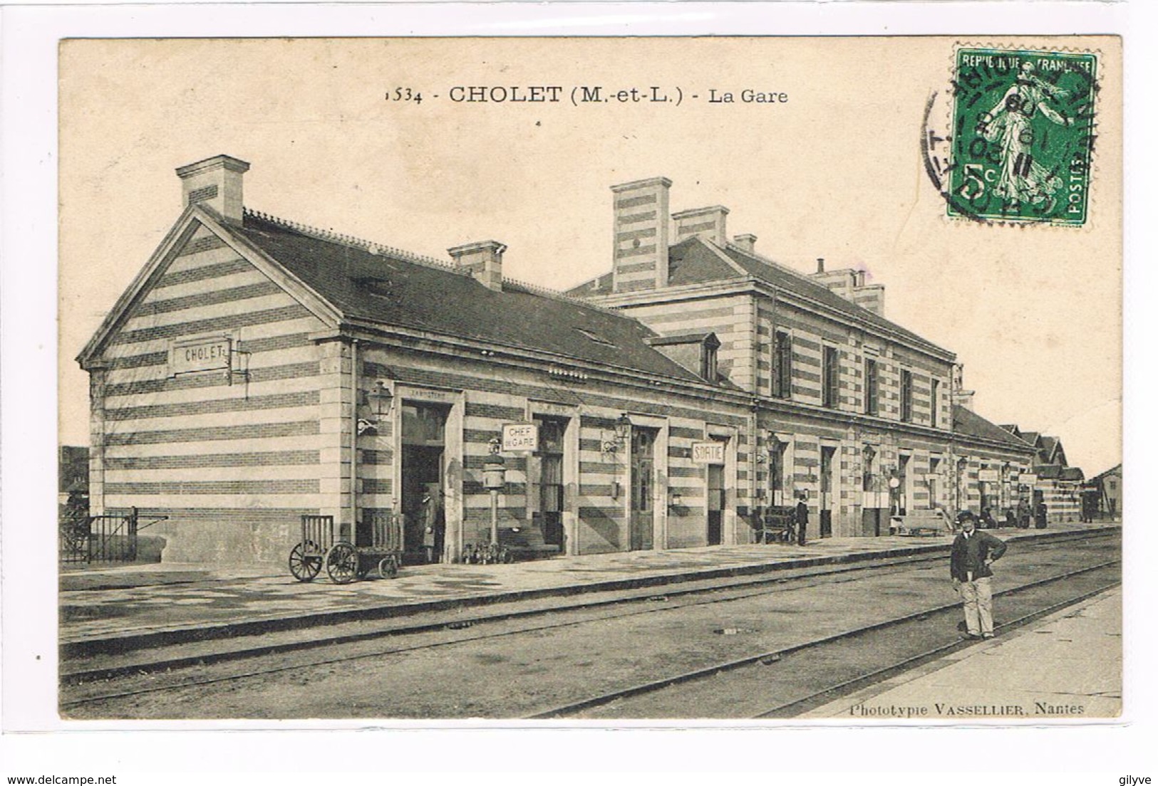 CPA. Cholet. Intérieur De La Gare.  (428) - Cholet