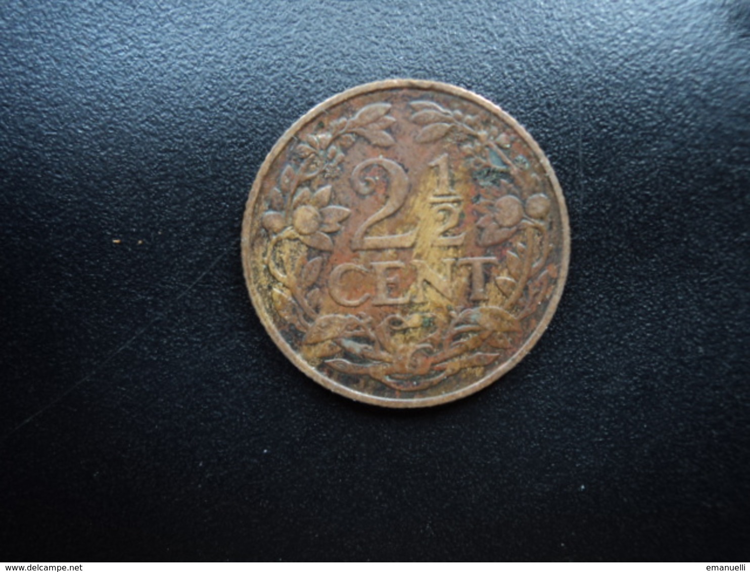 PAYS BAS : 2 1/2 CENTS  1918   KM 150     TTB - 2.5 Centavos