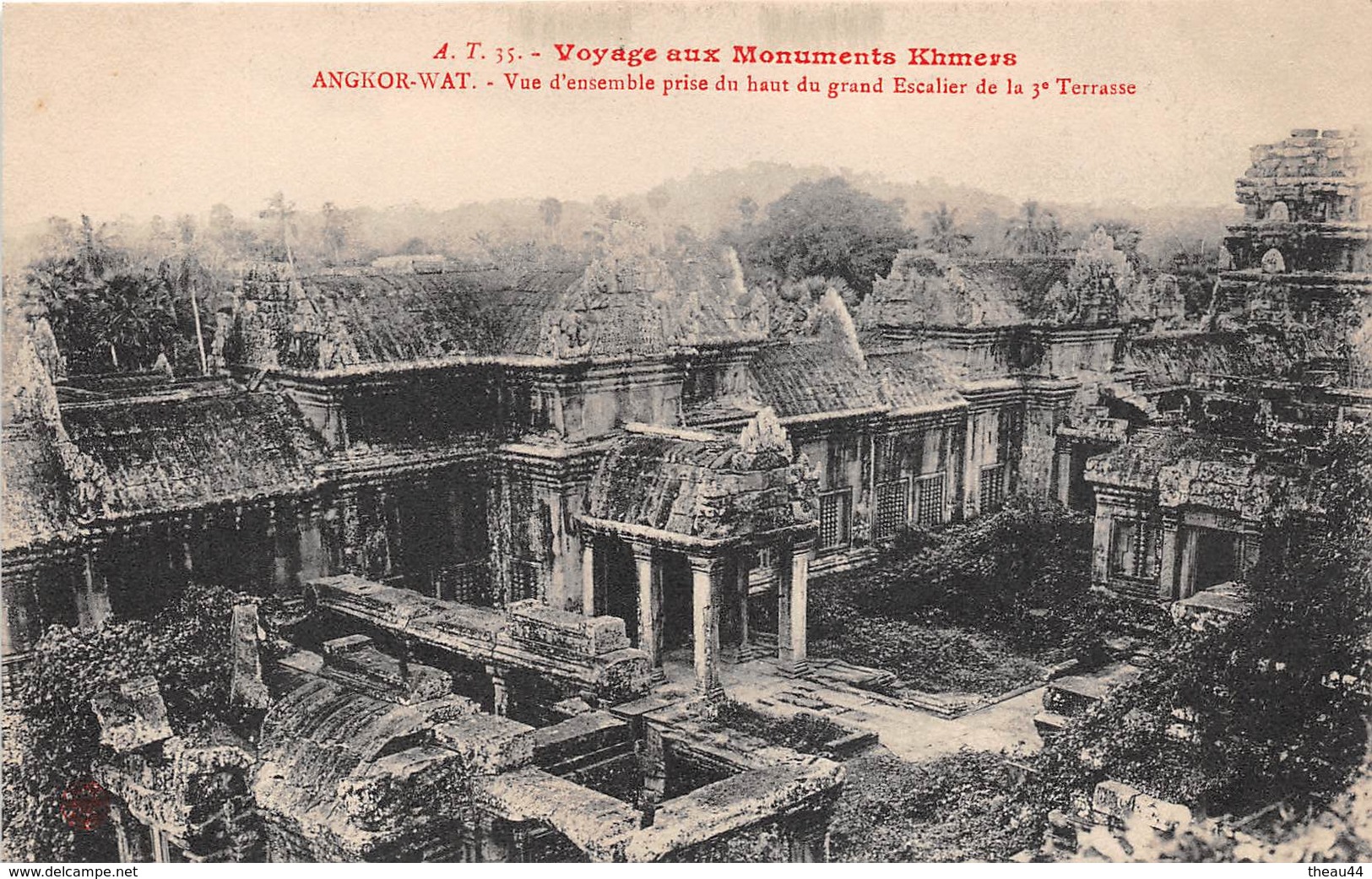 ¤¤  -  CAMBODGE   -   ANGKOR-VAT  -  Vue D'ensemble Prise Du Haut Du Grand Escalier  -  Voyage Aux Monuments Khmers - Kambodscha