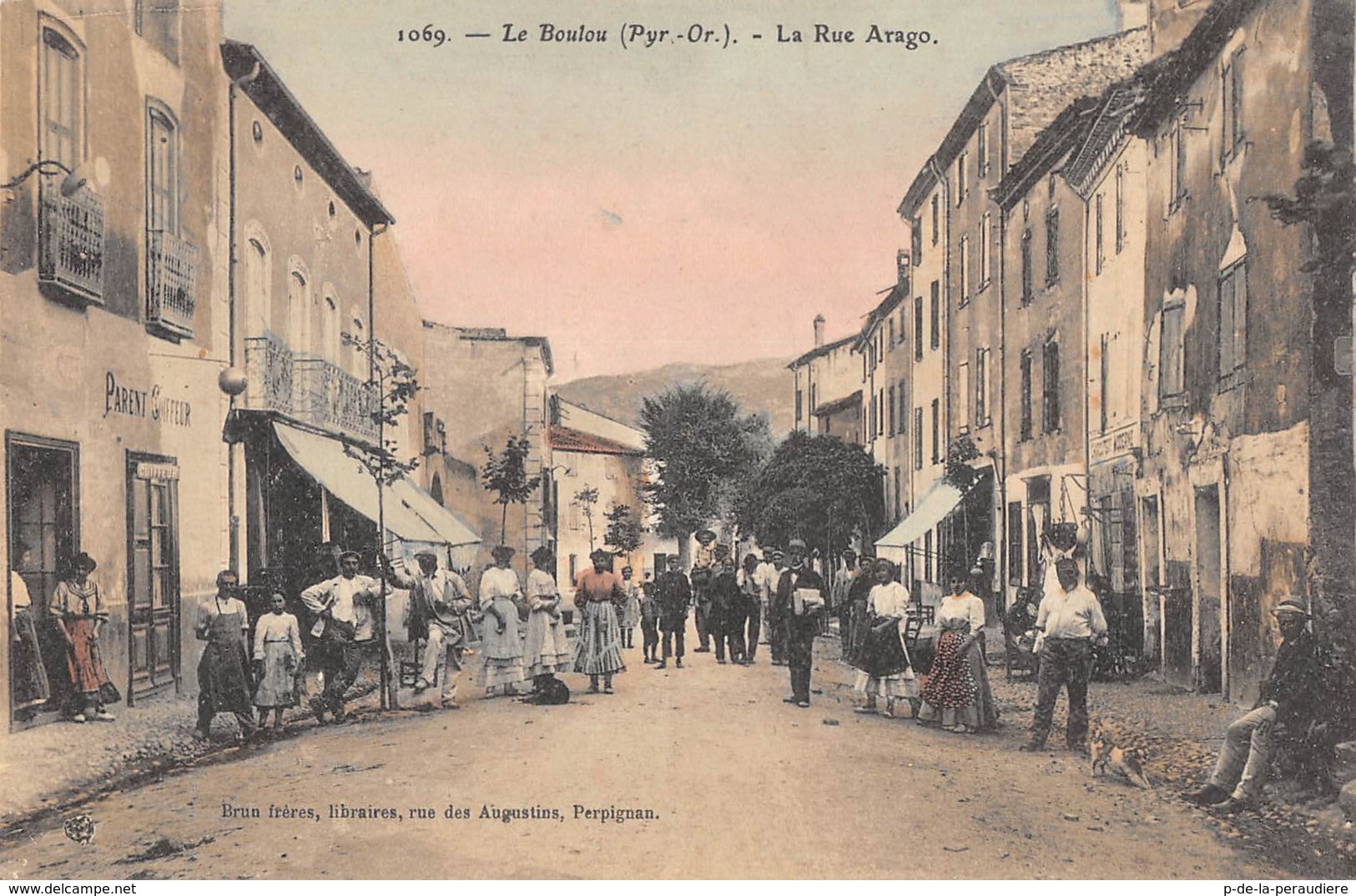 RARE LOT DE PRES DE 400 CPA DES VILLAGES DES PYRENEES ORIENTALES (lot avec gare diligence et tout petit village) DEP 66