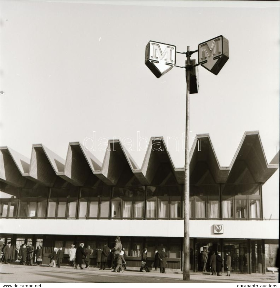 Cca 1972 Budapest, Moszkva Tér, 3 Db Szabadon Felhasználható Vintage Negatív, 6x6 Cm - Altri & Non Classificati