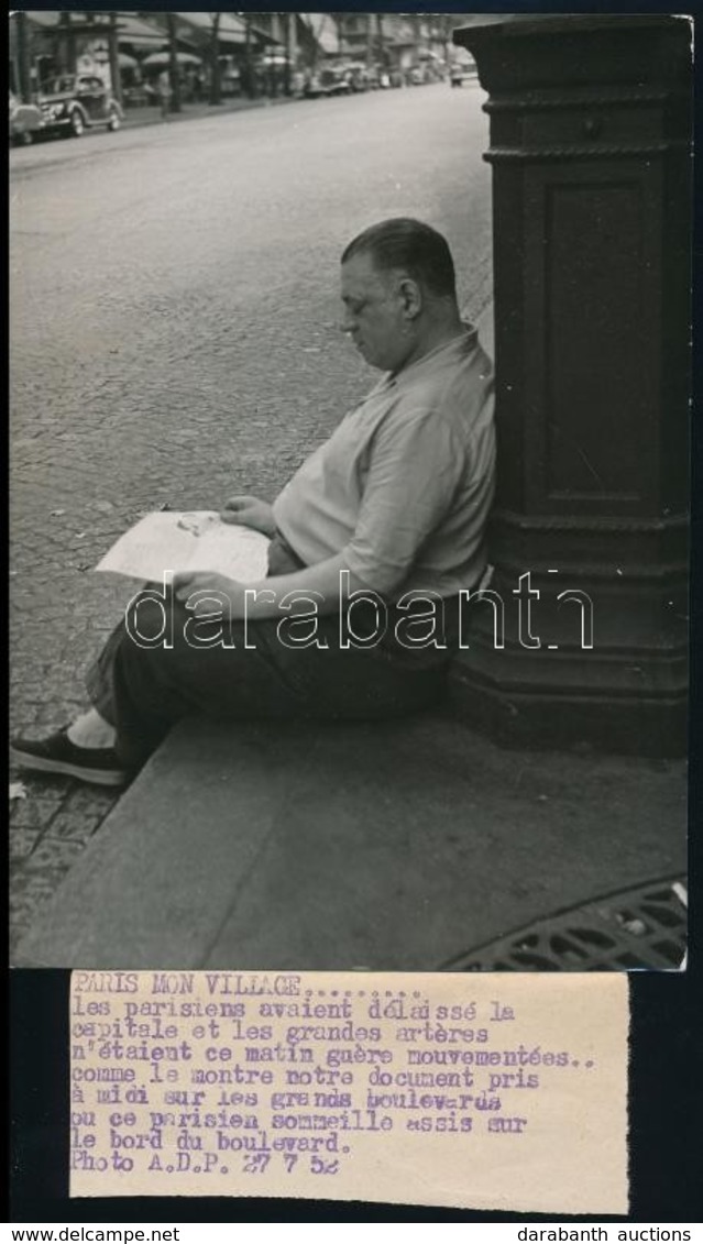 1937 Párizs. újságolvasó, Hírügynökségi Fotó / Paris, News Reader. Press Photo. 13x18 Cm - Altri & Non Classificati