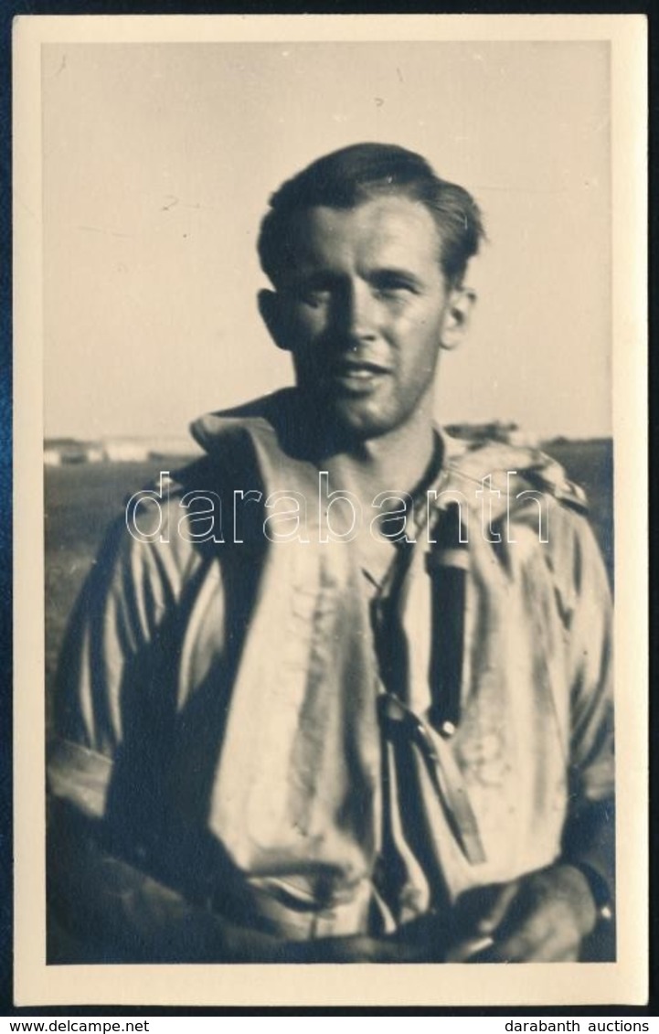 1941 Német Pilóta Fotója, Deutsches Afrikakorps (DAK), Fotólap, 13x9 Cm / 1941 German Pilot, DAK, Libya, Photo Card - Andere & Zonder Classificatie