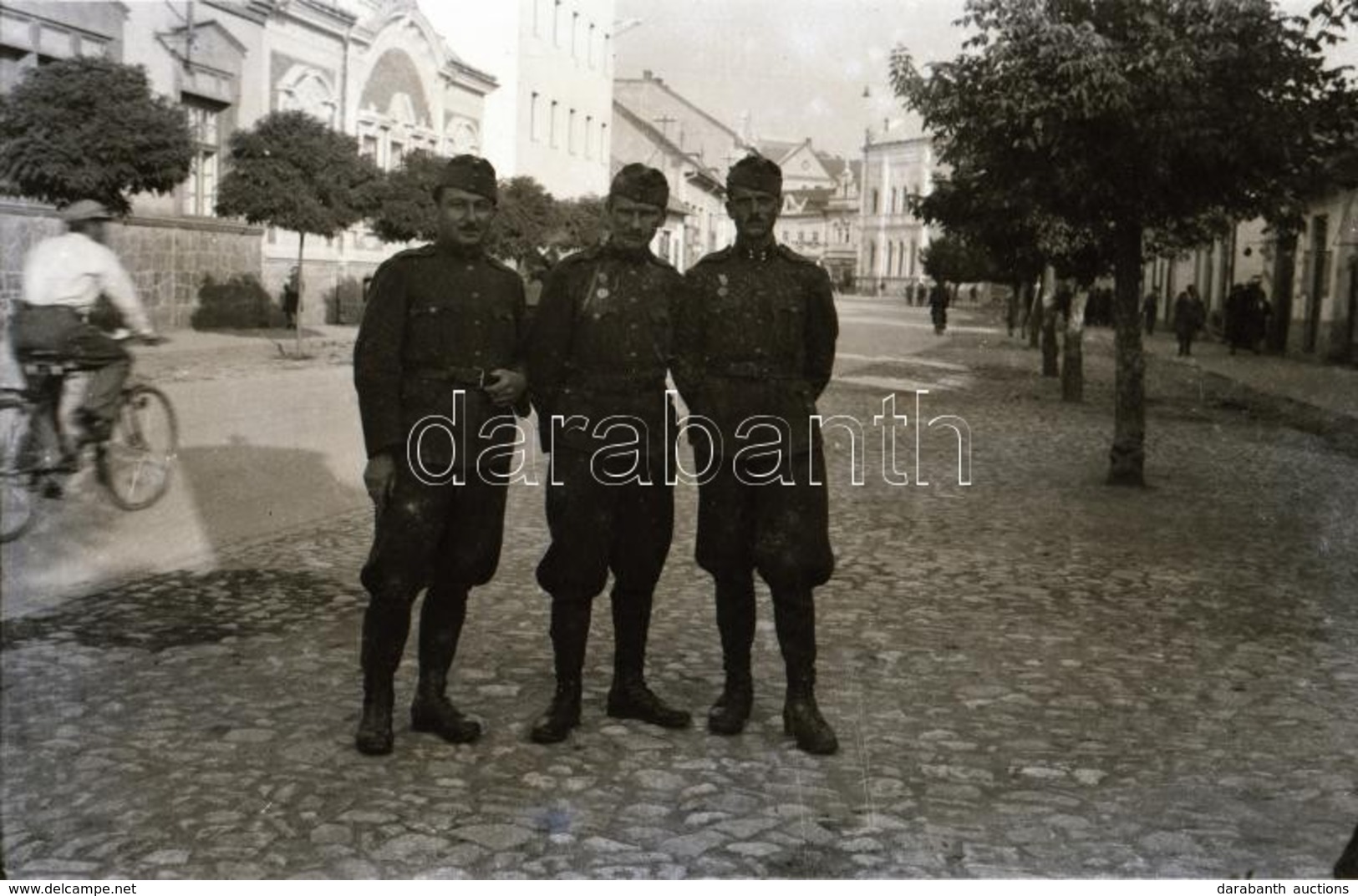 1945 El?tti Id?szakból Katonai Felvételek, 9 Db Szabadon Felhasználható Vintage Negatív, 6x9 Cm és 3x4 Cm Között - Sonstige & Ohne Zuordnung