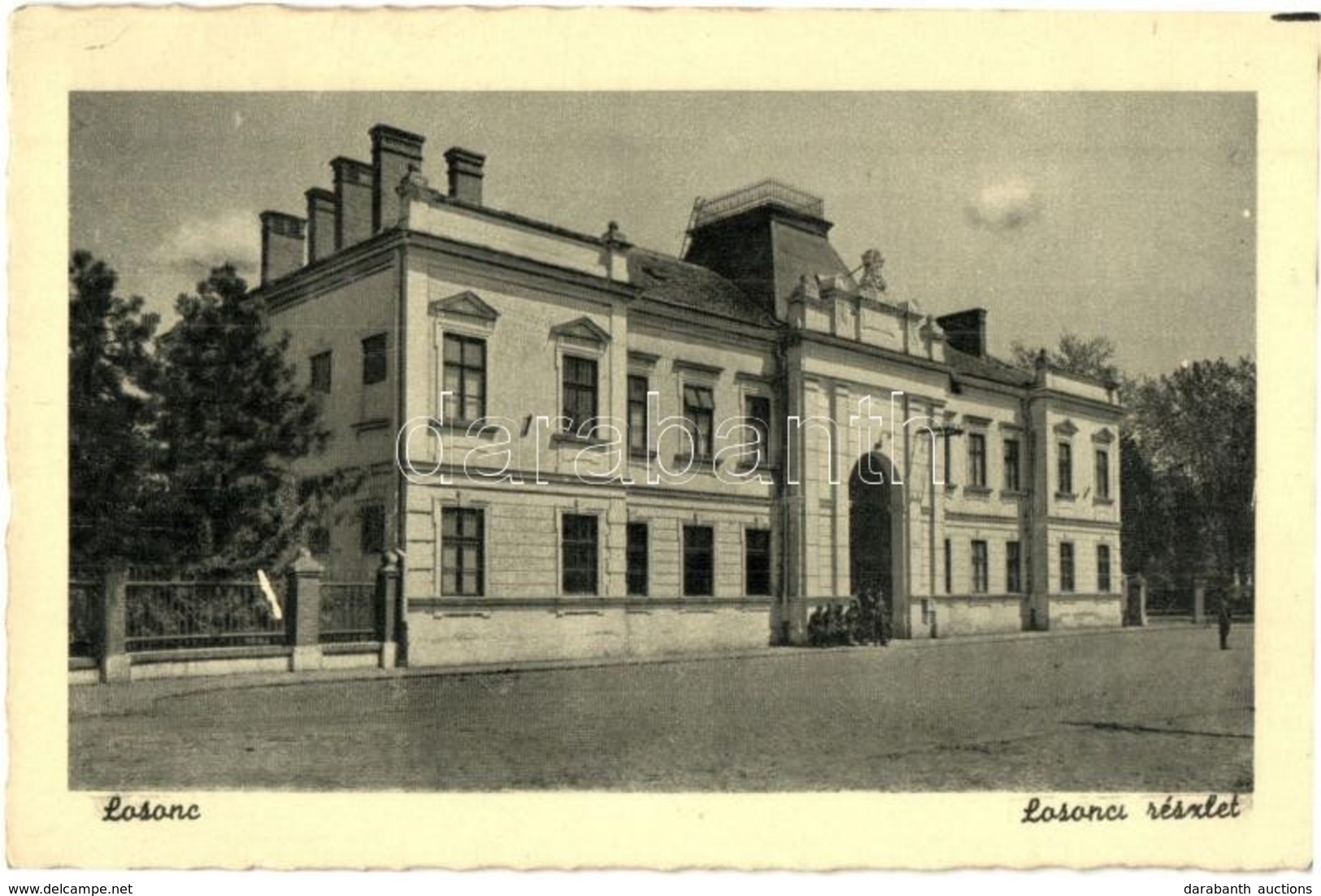 ** T2/T3 Losonc, Lucenec; Tüzér Laktanya. Salamon Károly Kiadása / Military Artillery Barracks (EK) - Non Classificati