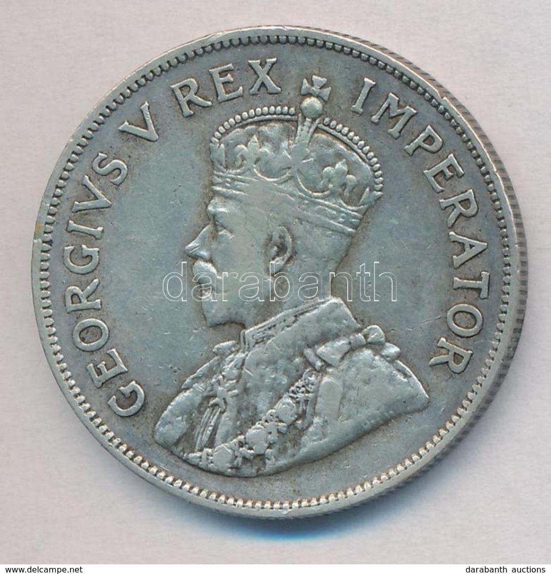 Dél-Afrika 1924. 2 1/2Sh Ag 'V. György' T:2
South Africa 1924. 2 1/2 Shilling Ag 'George V' C:XF
Krause KM#19.1 - Unclassified