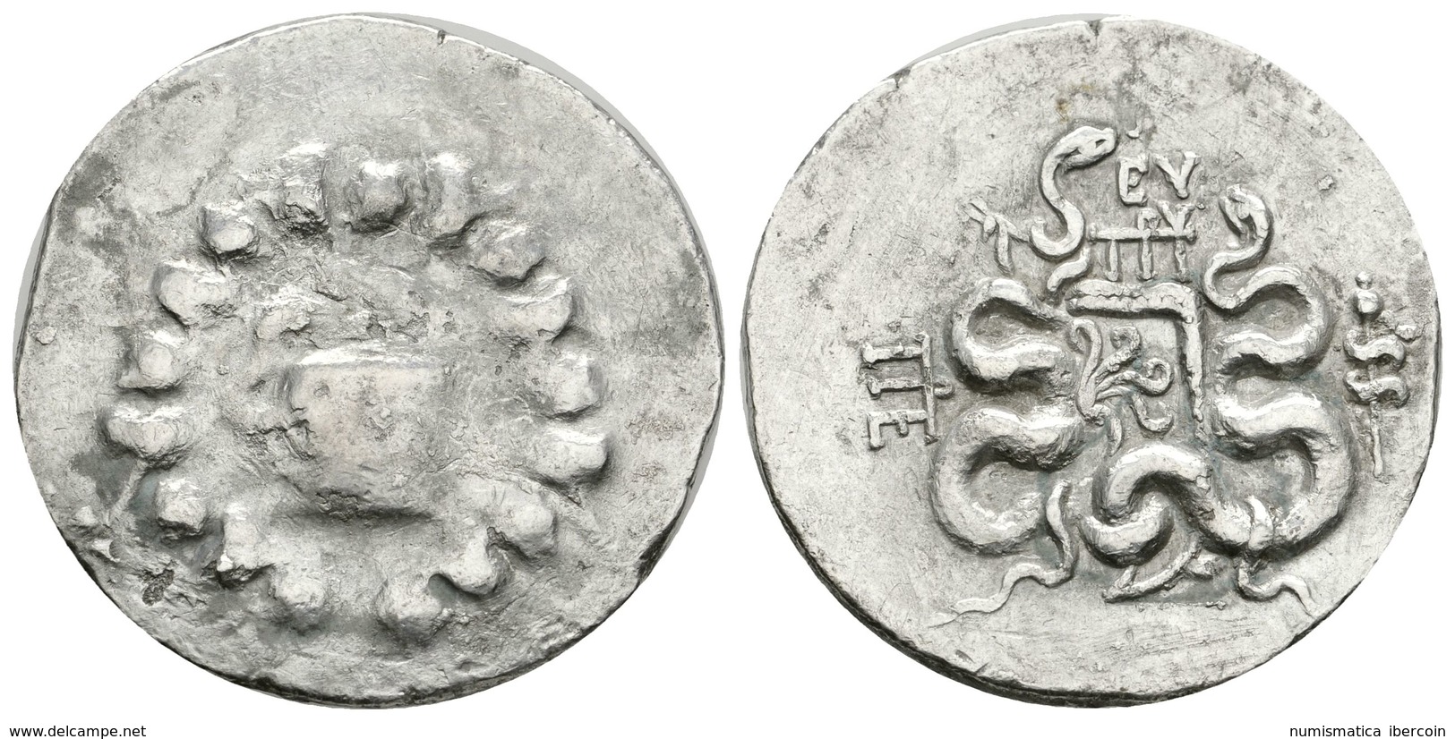 17 PERGAMON, Mysia. Cistophoro. 104 A.C. A/ Cista Mística Con Una Serpiente, Rodeada De Corona De Yedra. R/ Arco Entre S - Otros & Sin Clasificación