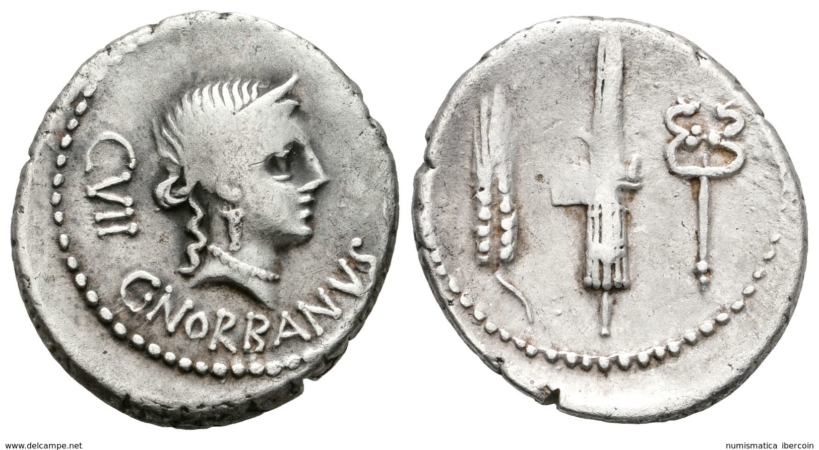 211 C. NORBANUS. Denario. 83 A.C. Roma. A/ Busto Con Diadema De Venus A Derecha, CVII, Debajo C·NORBANVS. R/ Espiga Con  - Republiek (280 BC Tot 27 BC)