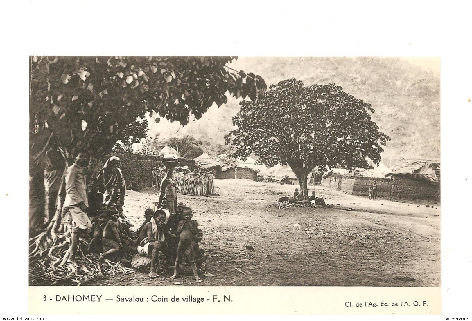 CPA AFRIQUE A.E.F. DAHOMEY Savalou Coin Du Village - Non Classés