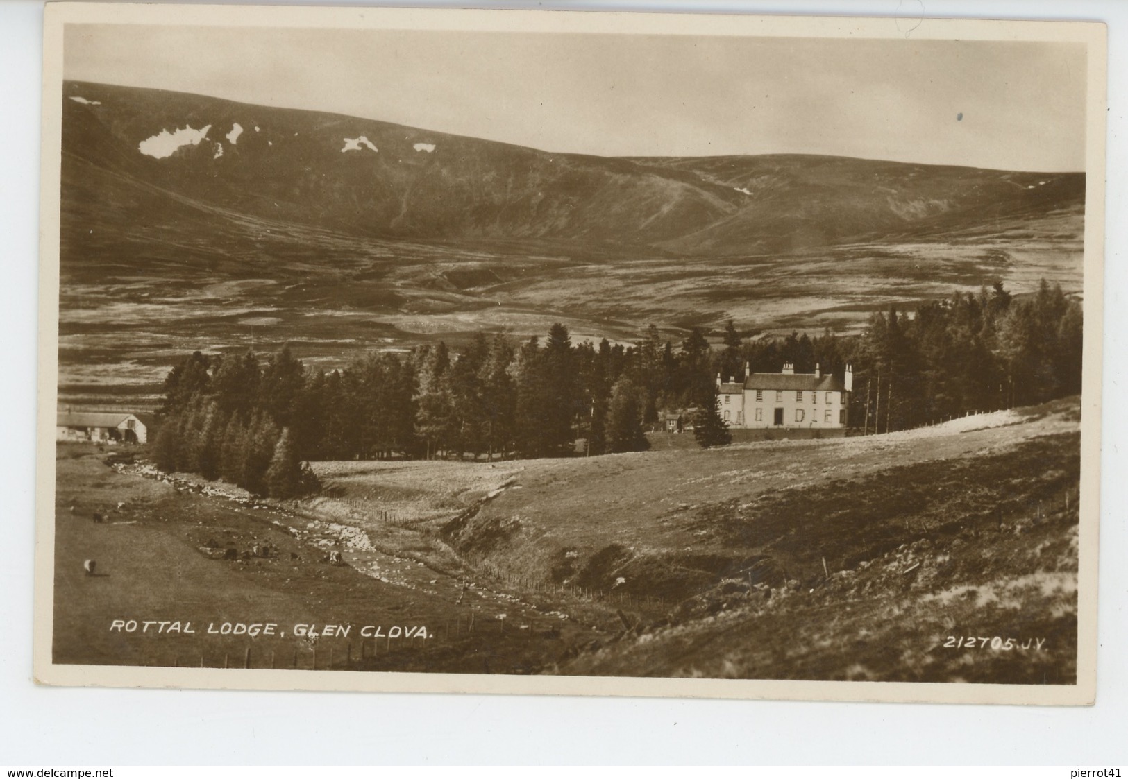 ROYAUME UNI - SCOTLAND - GLEN CLOVA - Rottal Lodge - Angus