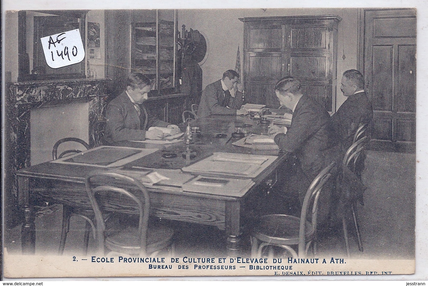 ATH- ECOLE PROVINCIALE DE CULTURE ET D ELEVAGE DU HAINAUT- BUREAU DES PROFESSEURS- BIBLIOTHEQUE - Ath