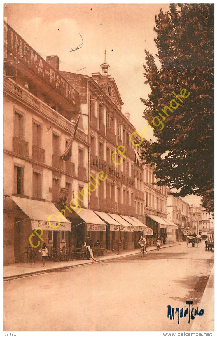 17.  ROYAN . Grand Hôtel De Paris . Boulevard Thiers .  CPA RAMUNTCHO . - Royan