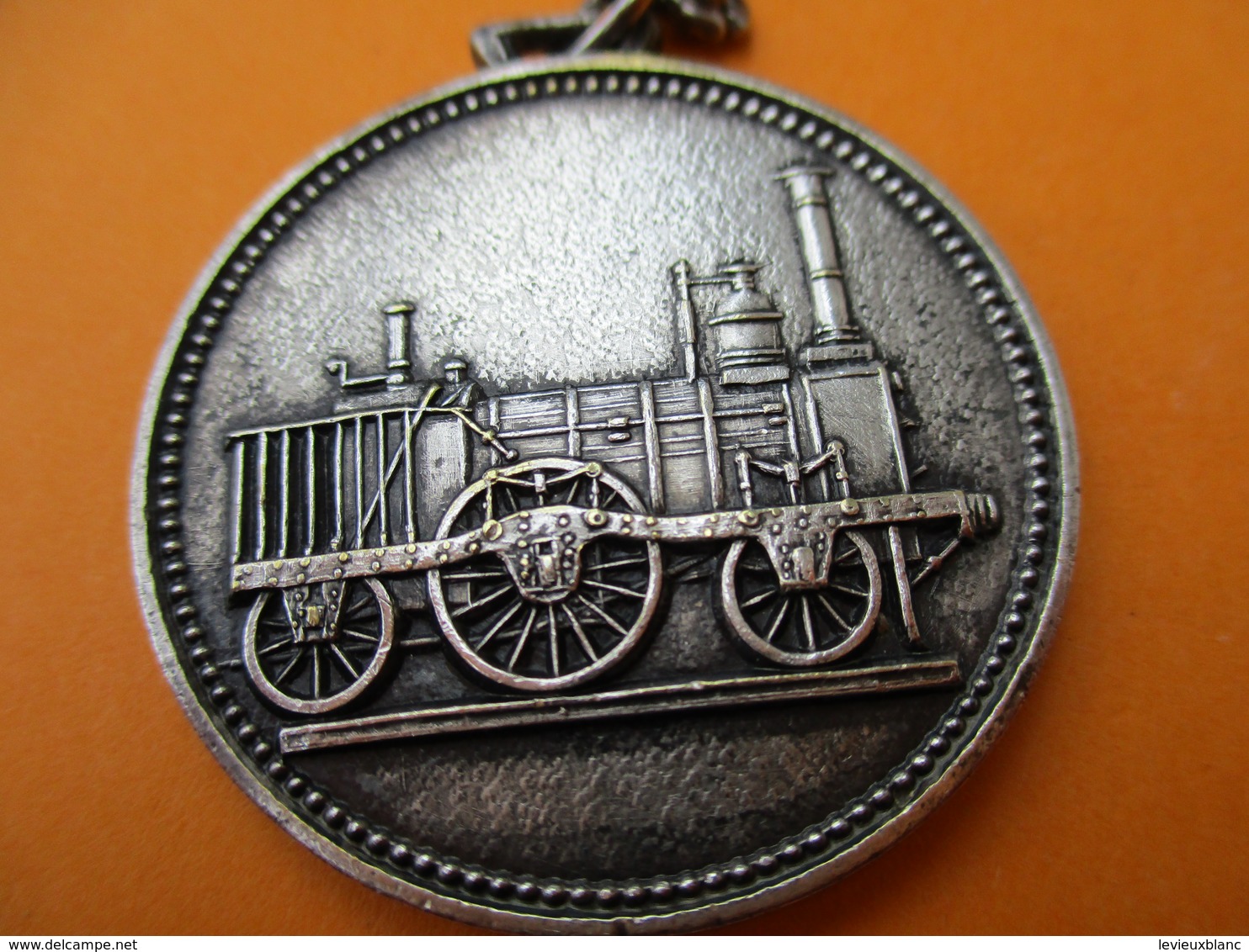 Porte-clés / Chemins De Fer / Locomotive/Famille Du Cheminot/ 25éme Anniversaire/ 1968    POC307 - Porte-clefs