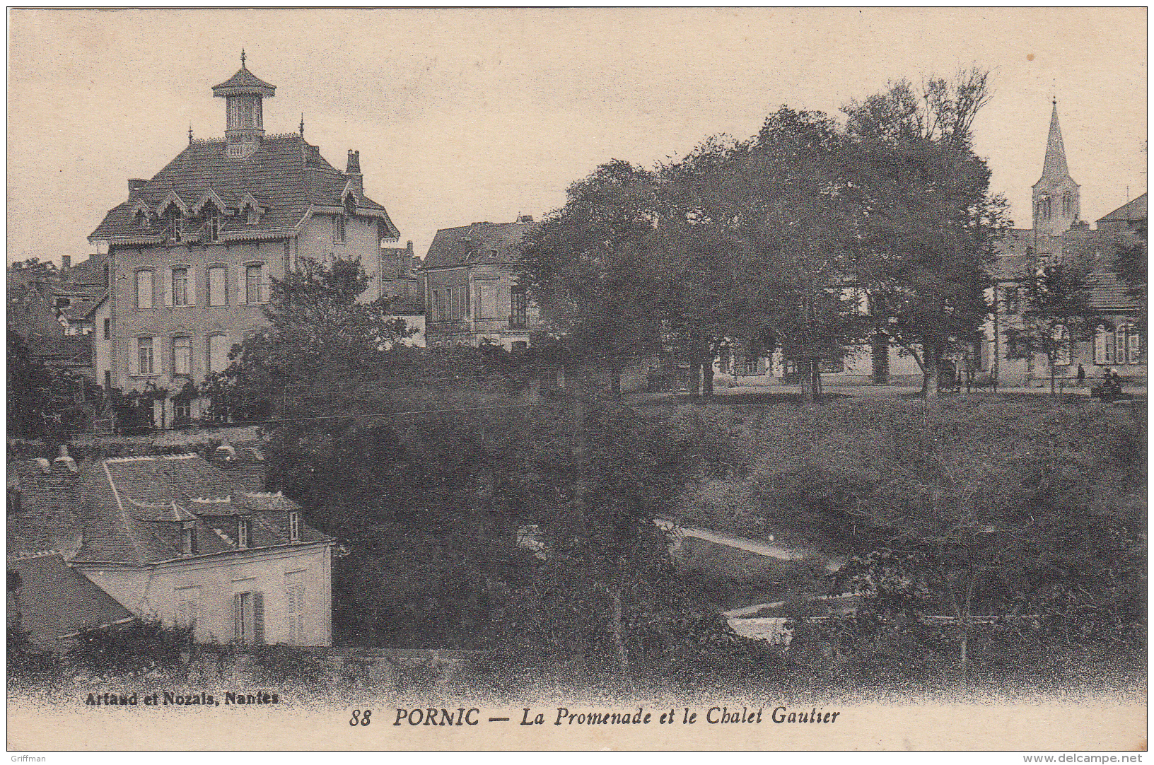 PORNIC LA PROMENADE ET LE CHALET GAUTIER 1920 - Pornic