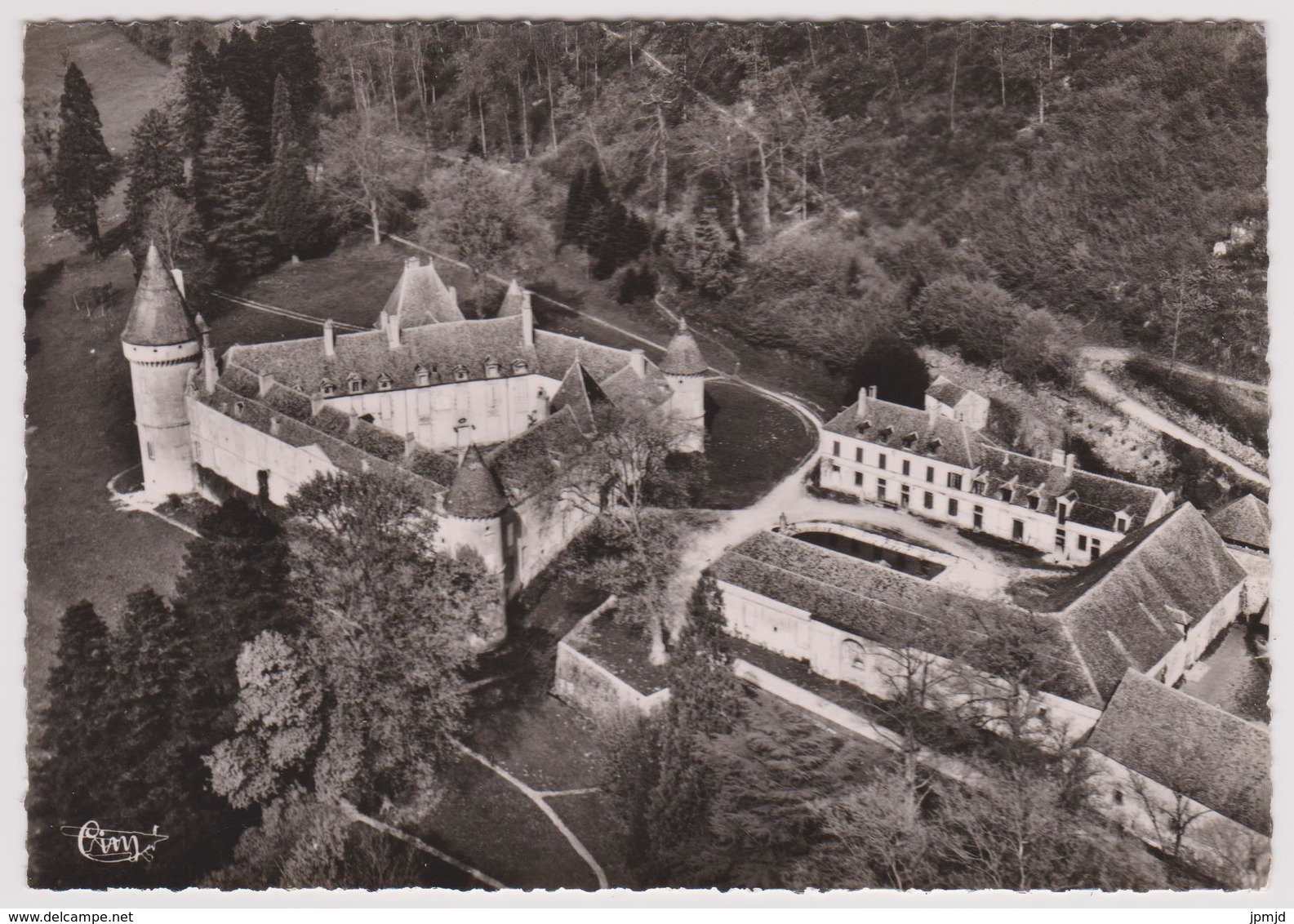 58 - BAZOCHES - Vue Aérienne Du Château - Ed. Cim Combier N° 58-24 - Bazoches