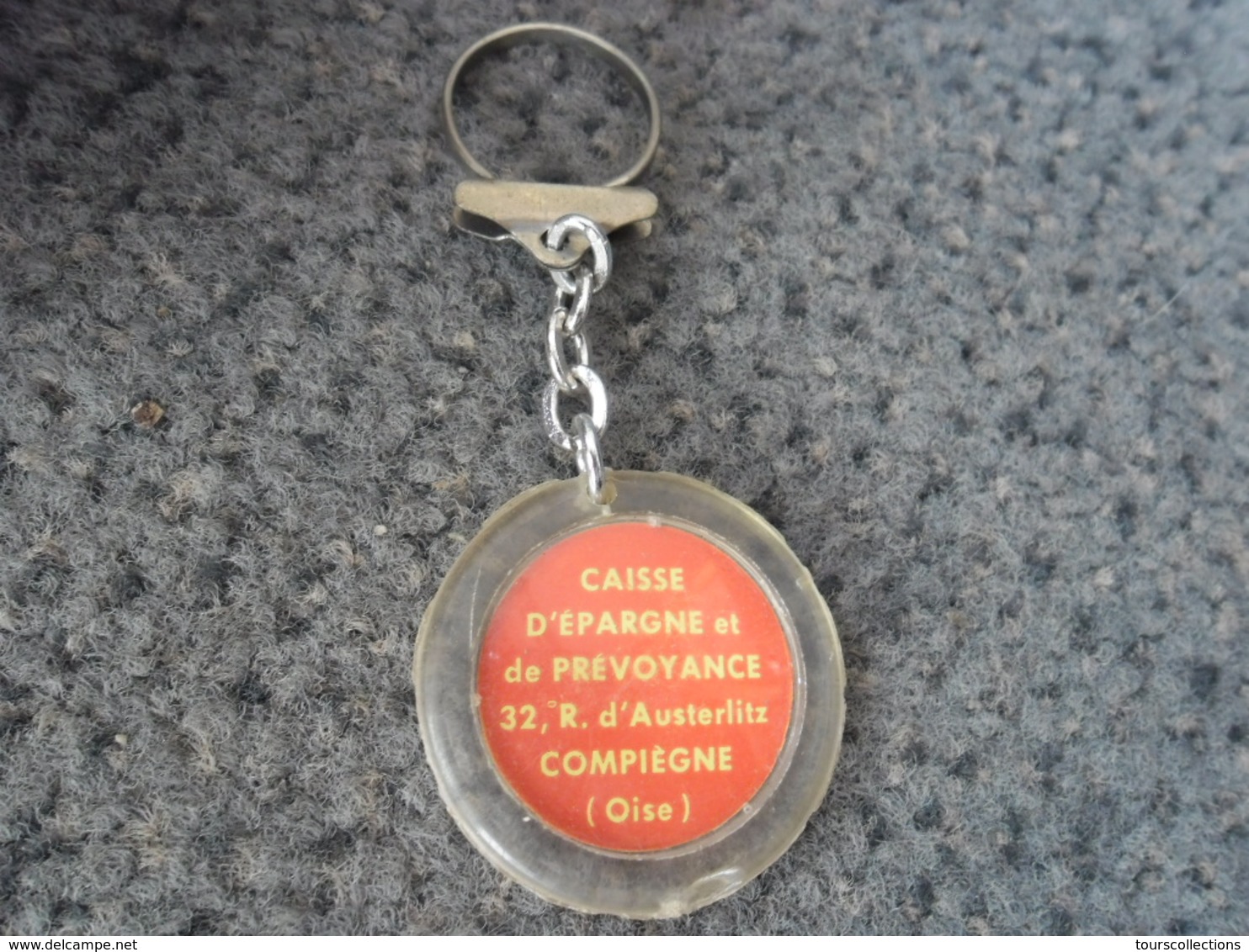 1 PORTE CLEFS ECUREUIL - Caisse D'Epargne Banque Compiègne Oise (60) @ Vers 1965 - Porte-clefs