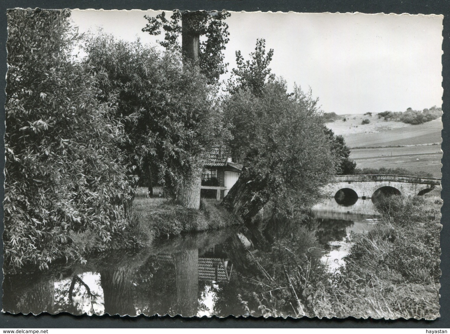 BEYNES - LA MAULDRE - PONT DE L'ETENDARD - Beynes