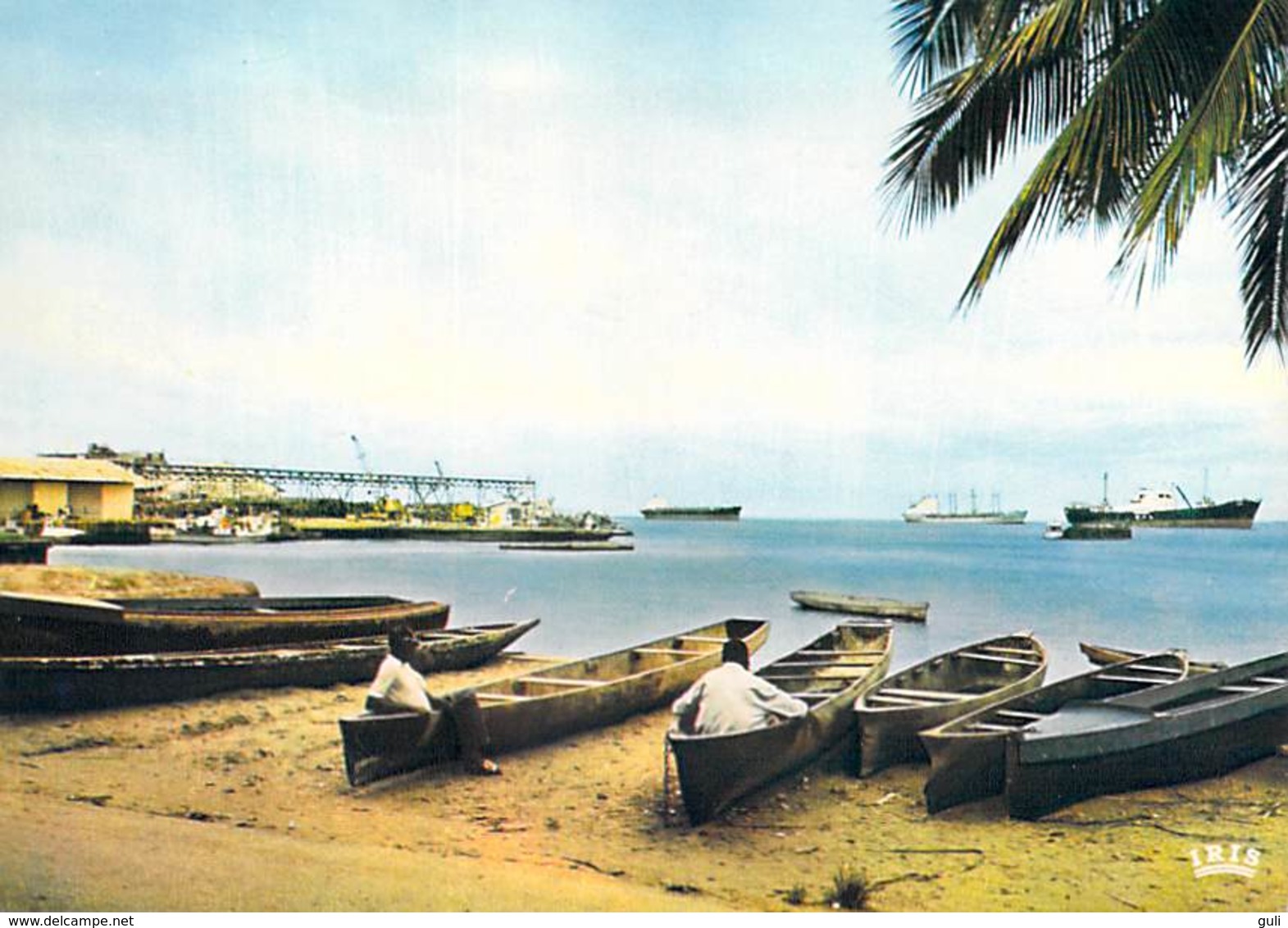 Afrique > GABON PORT-GENTIL Vue Sur Le Port (pirogues) (photo CHARETON N°6977) *PRIX FIXE - Gabon