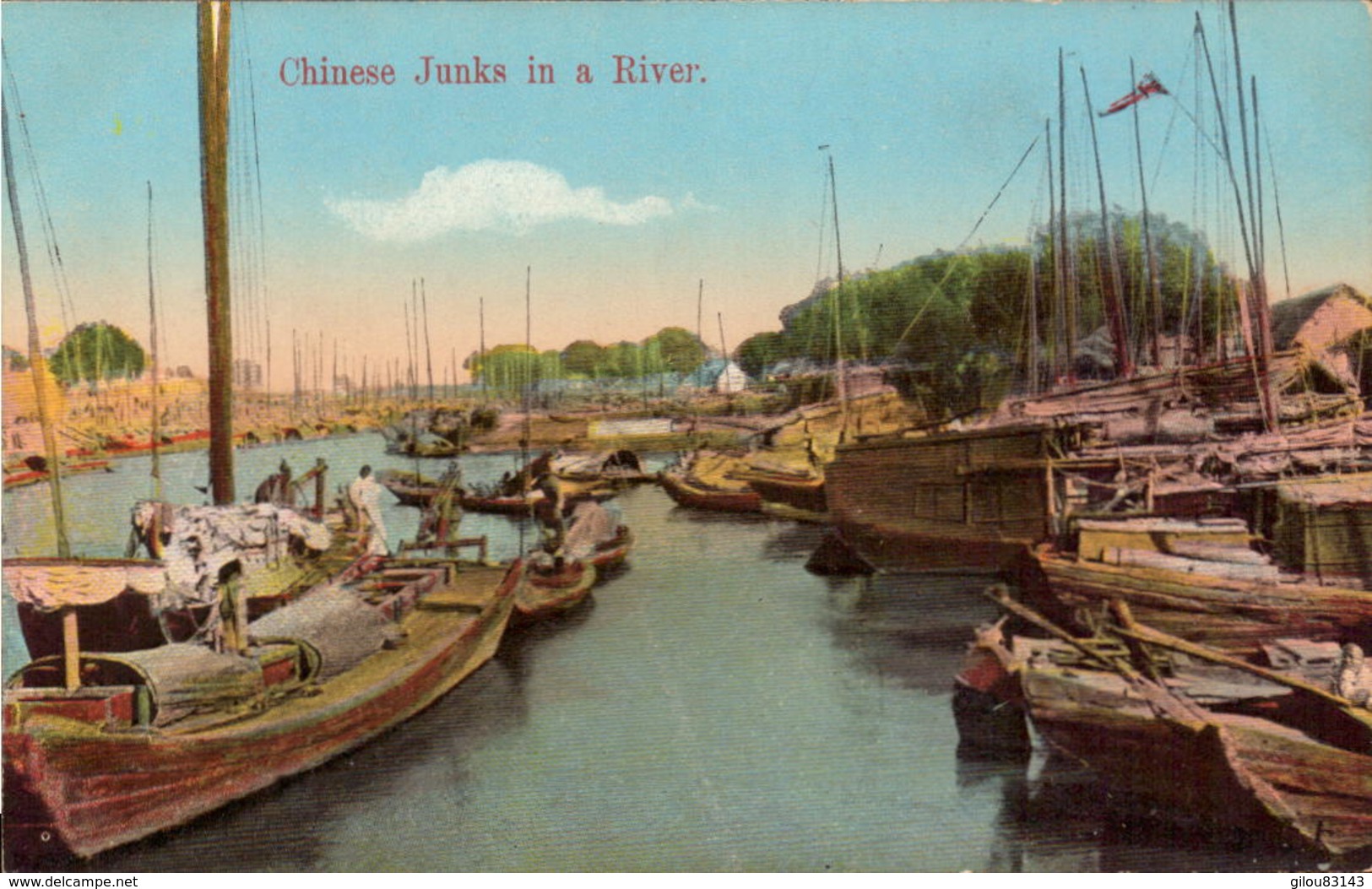 Chine, Chinese Junks In A River     (bon Etat) - Chine