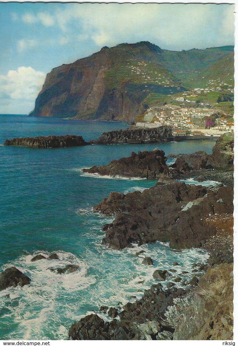 Camara De Lobos - Madeira.  Portugal.  # 07716 - Madeira