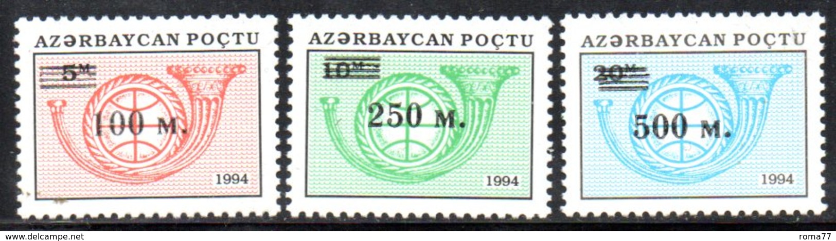 174 490 - AZERBAIGIAN 1995 , Serie  Unificato N. 228/230  Nuova *** - Azerbaijan