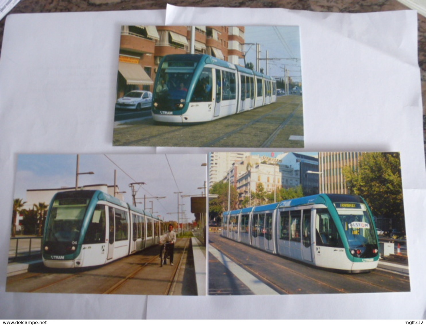 ESPAGNE BARCELONNE : TRAMWAY  - Lot 1 De 3 CPM - Voir Les Scans - Tramways