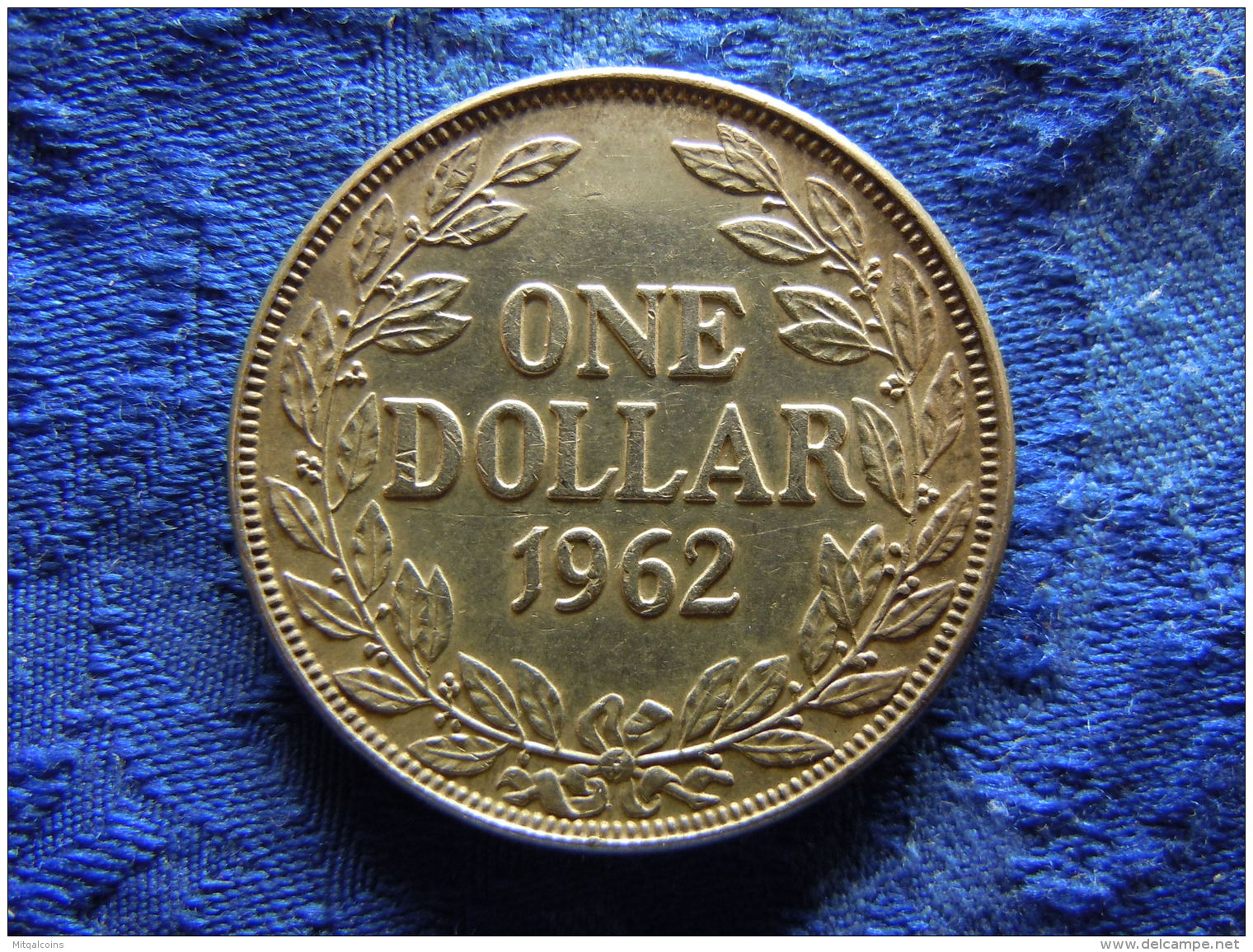 LIBERIA 1 DOLLAR 1962, KM18 Stain - Liberia