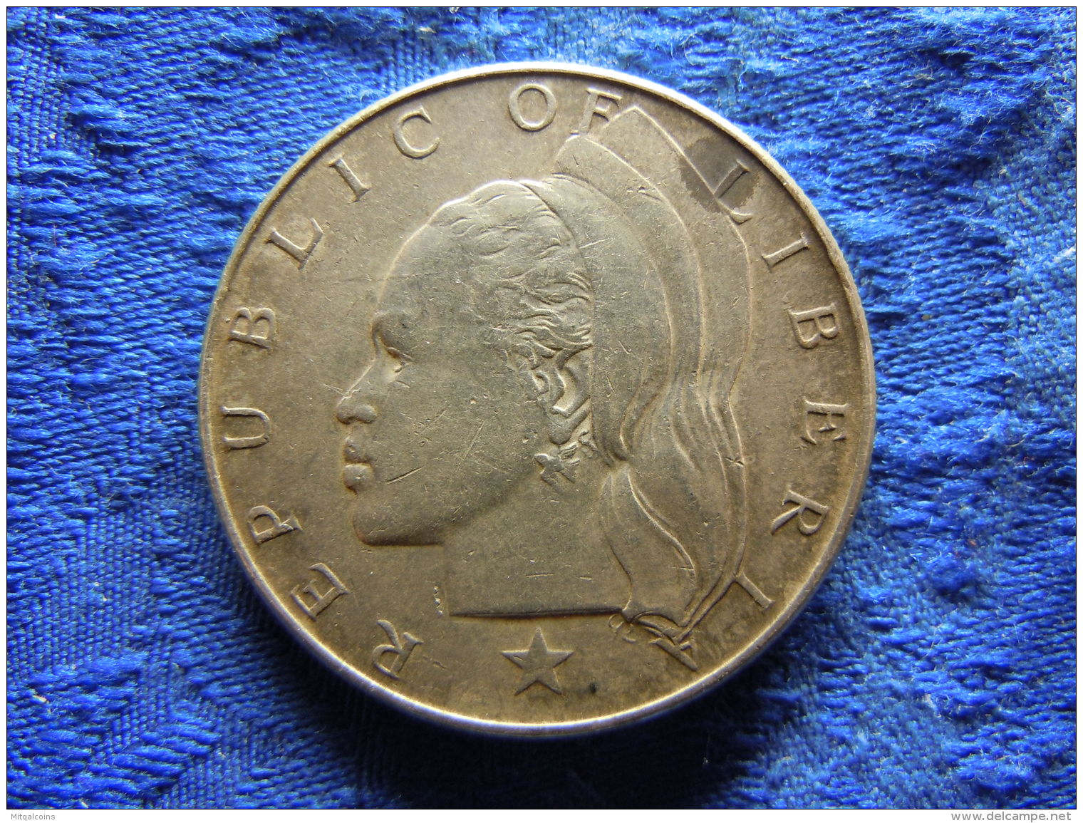 LIBERIA 1 DOLLAR 1962, KM18 Stain - Liberia