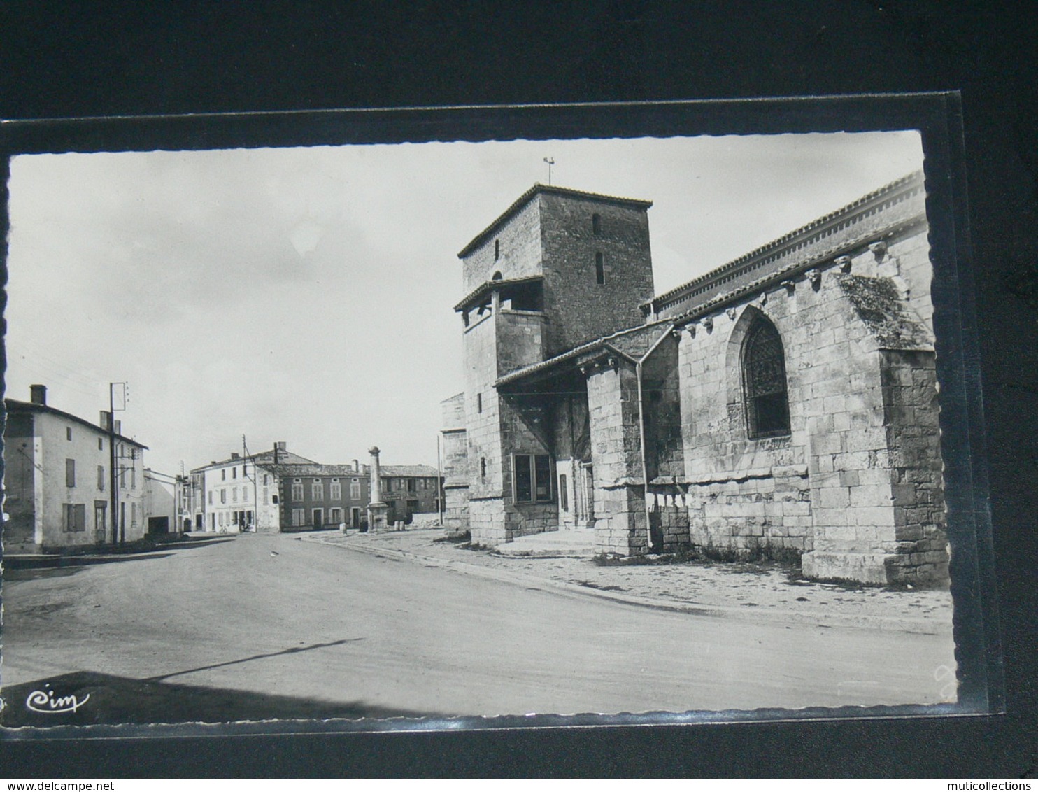 COULON / ARDT NIORT       1950   /     RUE   HOTEL   .......  EDITEUR - Autres & Non Classés