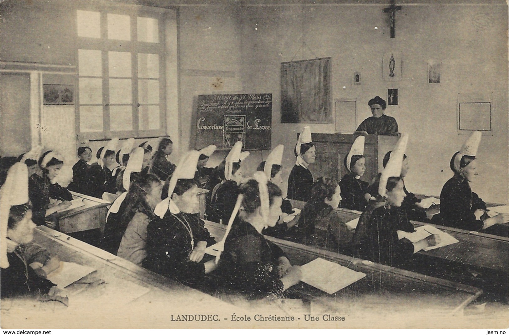 Landudec- Ecole Chrétienne-Une Classe. - Autres & Non Classés