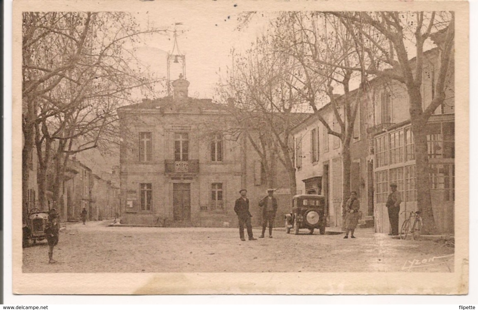 L150b121 - La Roque D'Anthéron - Place De La Mairie - Belle Animation, Tacot - Marietti - Autres & Non Classés