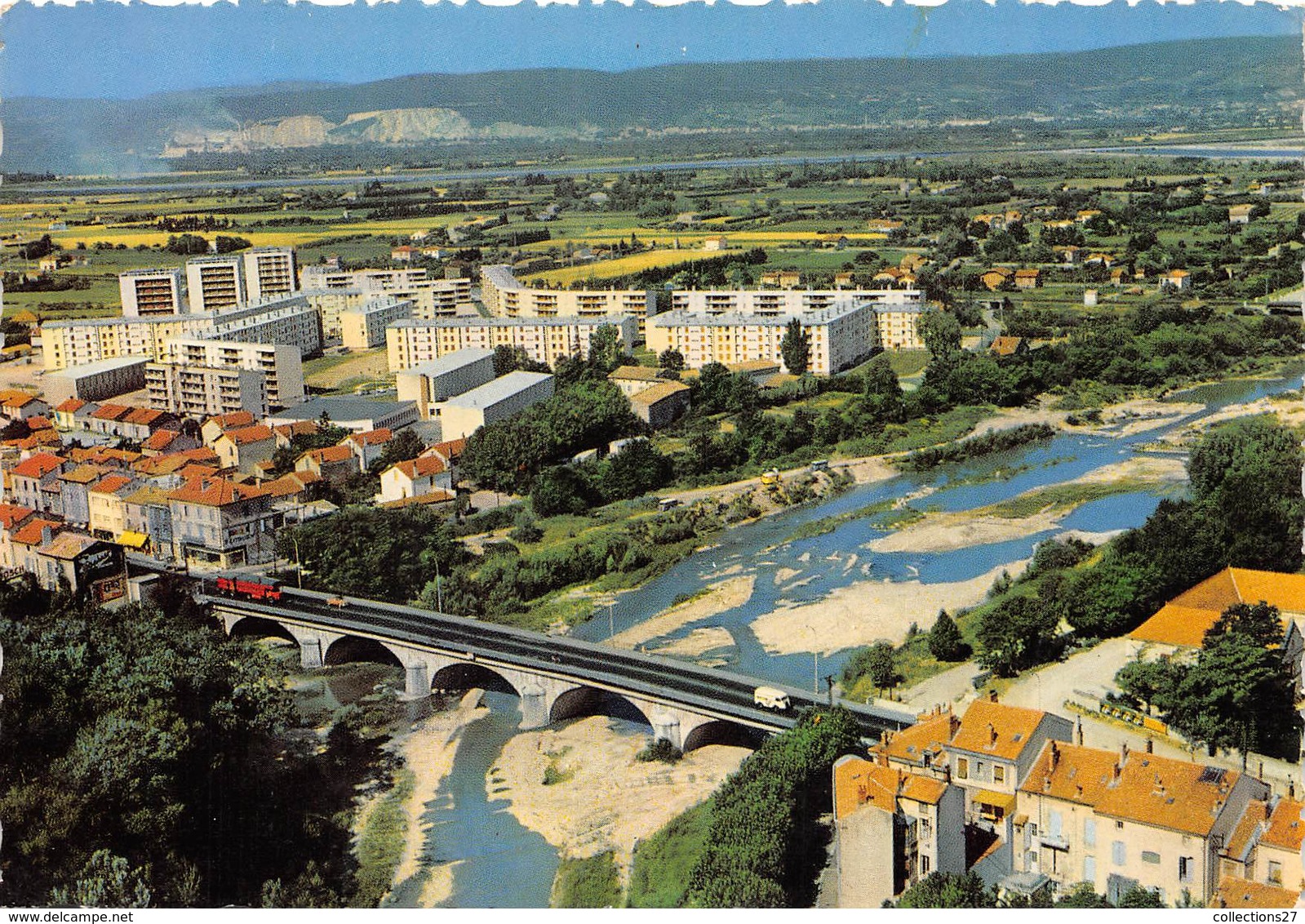 26-MONTELIMAR- VUE AERIENNE LE ROUBION ET LE CITE DE NOCAZE - Montelimar