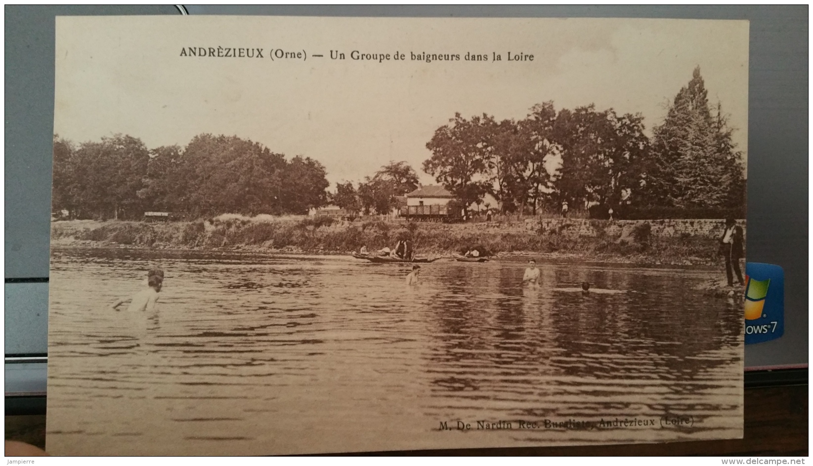 Andrèzieux (Orne)  - Carte Fautée - Un Groupe De Baigneurs Dans La Loire - Andrézieux-Bouthéon