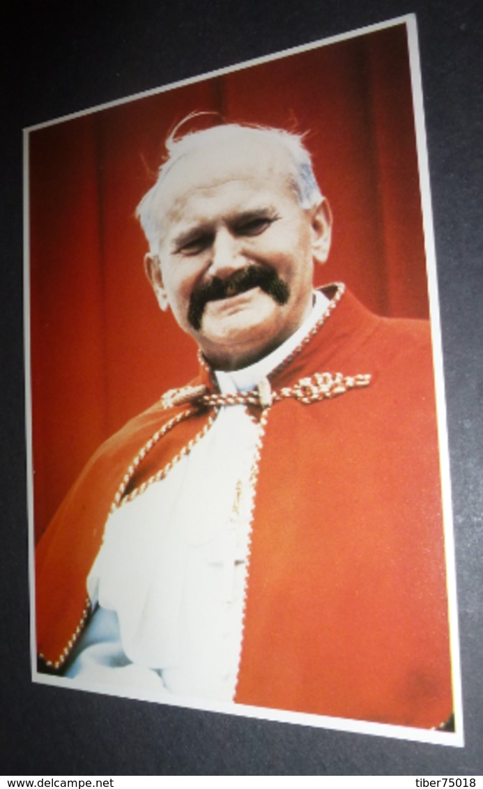 Carte Postale - Pope John Pole II (Pape Jean Paul II Avec Moustache) - Papi