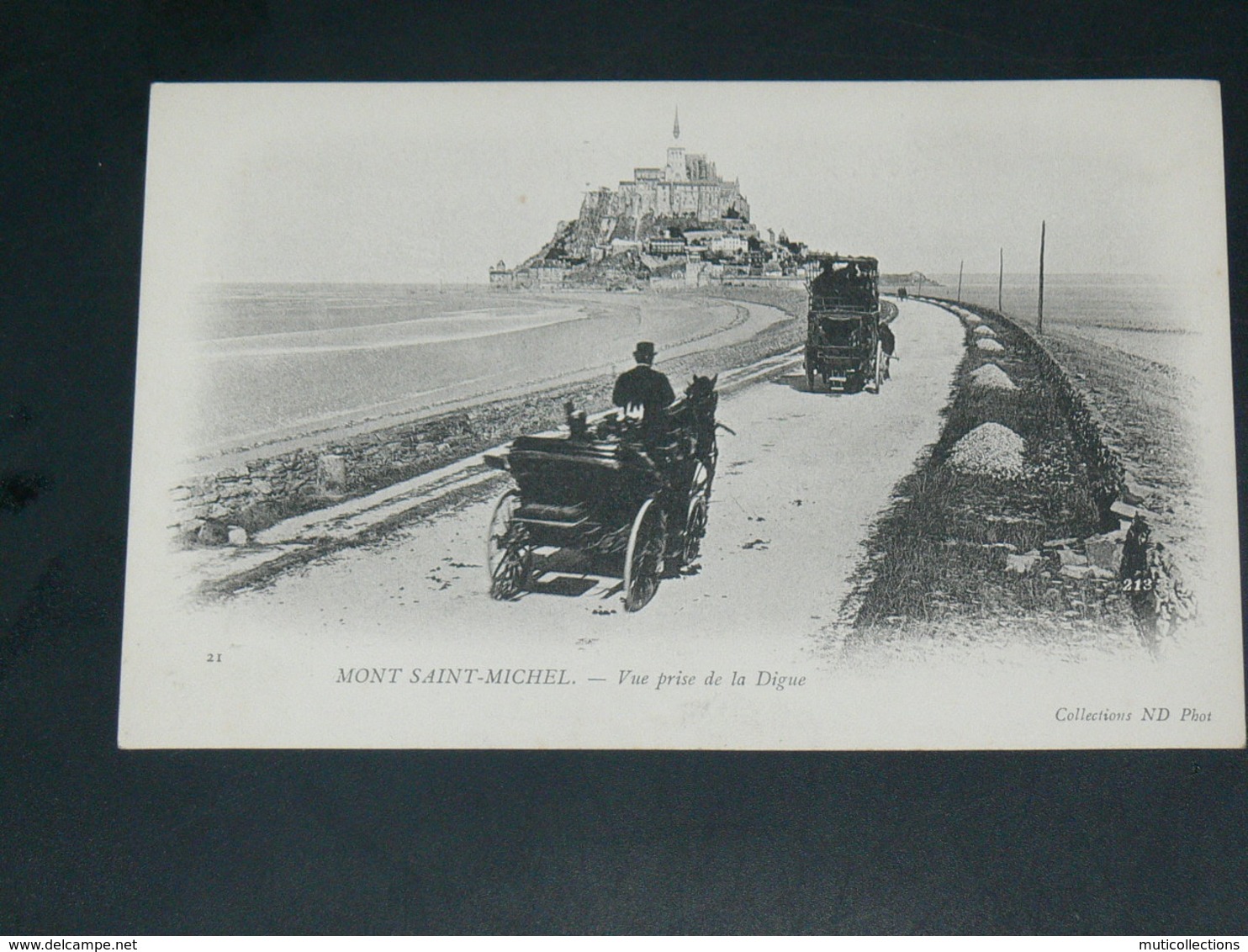 LE MONT SAINT MICHEL   1900    /    DIGUE .........  EDITEUR - Le Mont Saint Michel
