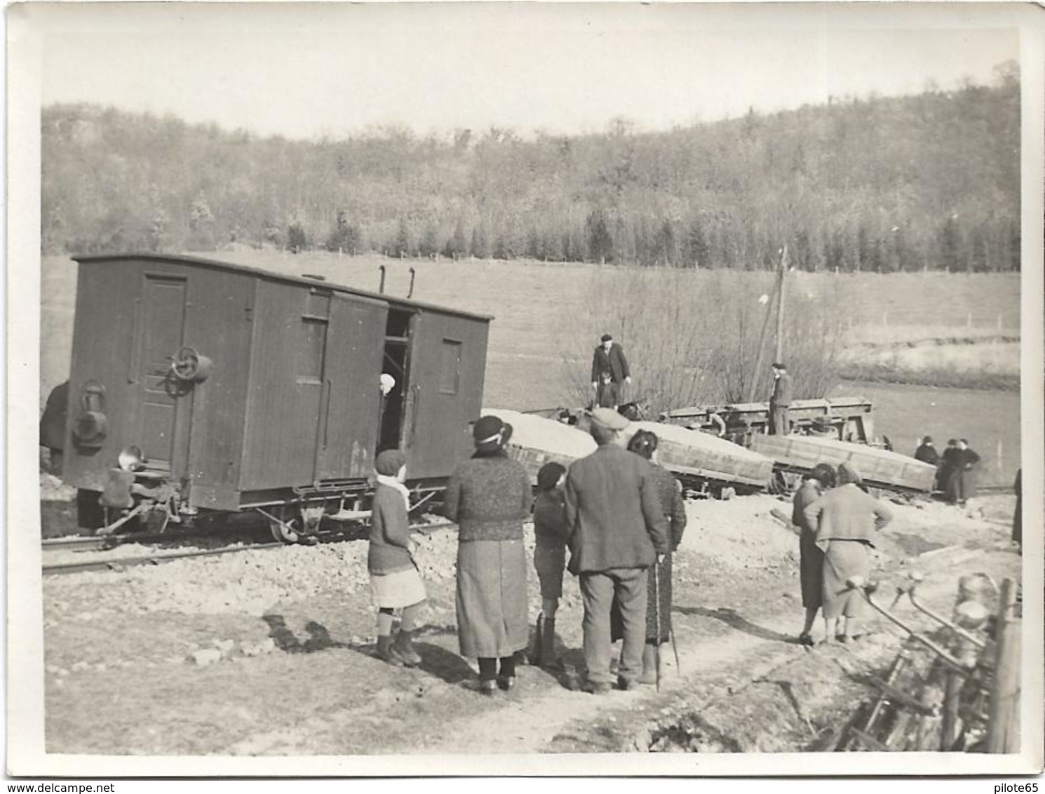 COTE D' OR - NAVILLY MANDELOT / RARE ET INEDITE PAIRE DE 2 PHOTOS / LA CATASTROPHE DU 12 MARS 1936 / TACOT / TRAIN/ - Autres & Non Classés