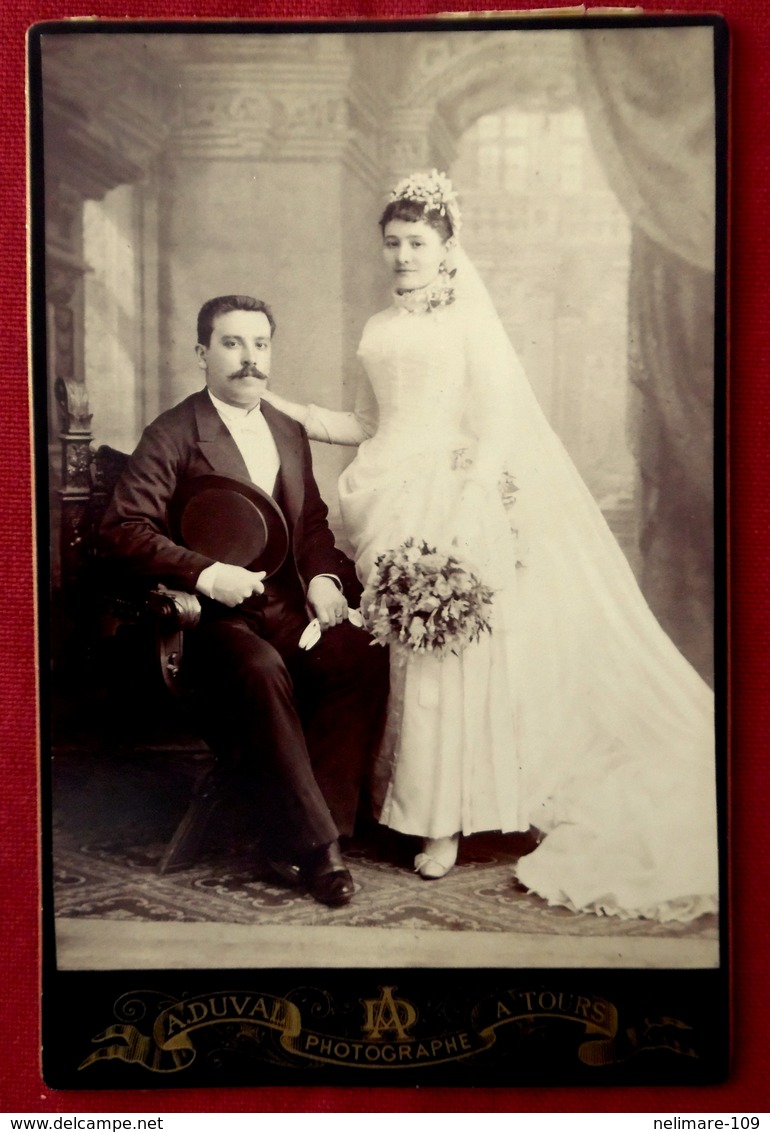 PHOTO FORMAT CABINET MARIAGE JEUNES MARIES - PHOTOGRAPHE DUVAL à TOURS 37 INDRE ET LOIRE - Personnes Anonymes