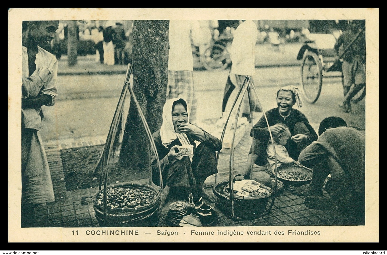 VIETNAM -CONCHINCHINA - SAIGON- Femme Indigéne Vendant Des Friandises (Ed. Photo NADAL  Nº11) Carte Postale - Foires