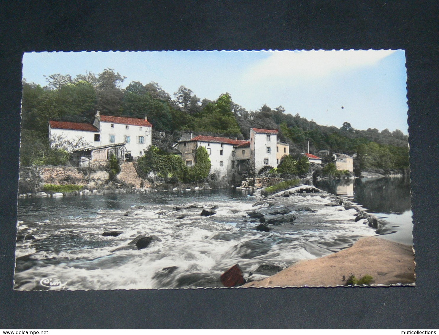 MONTMORILLON    1950   /    MOULIN .........  EDITEUR - Montmorillon