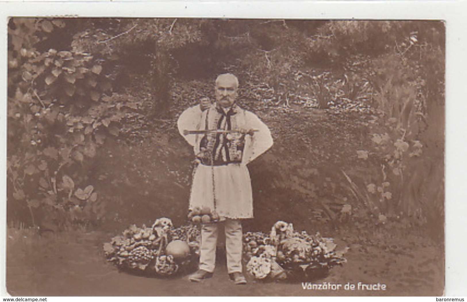 Vänzätor De Fructe - 1928       (180616) - Romania