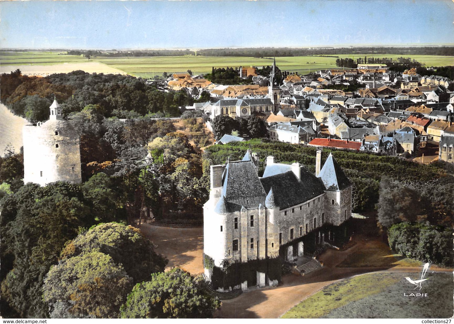 28-AUNEAU- VUE DU CIEL LE CHATEAU - Auneau