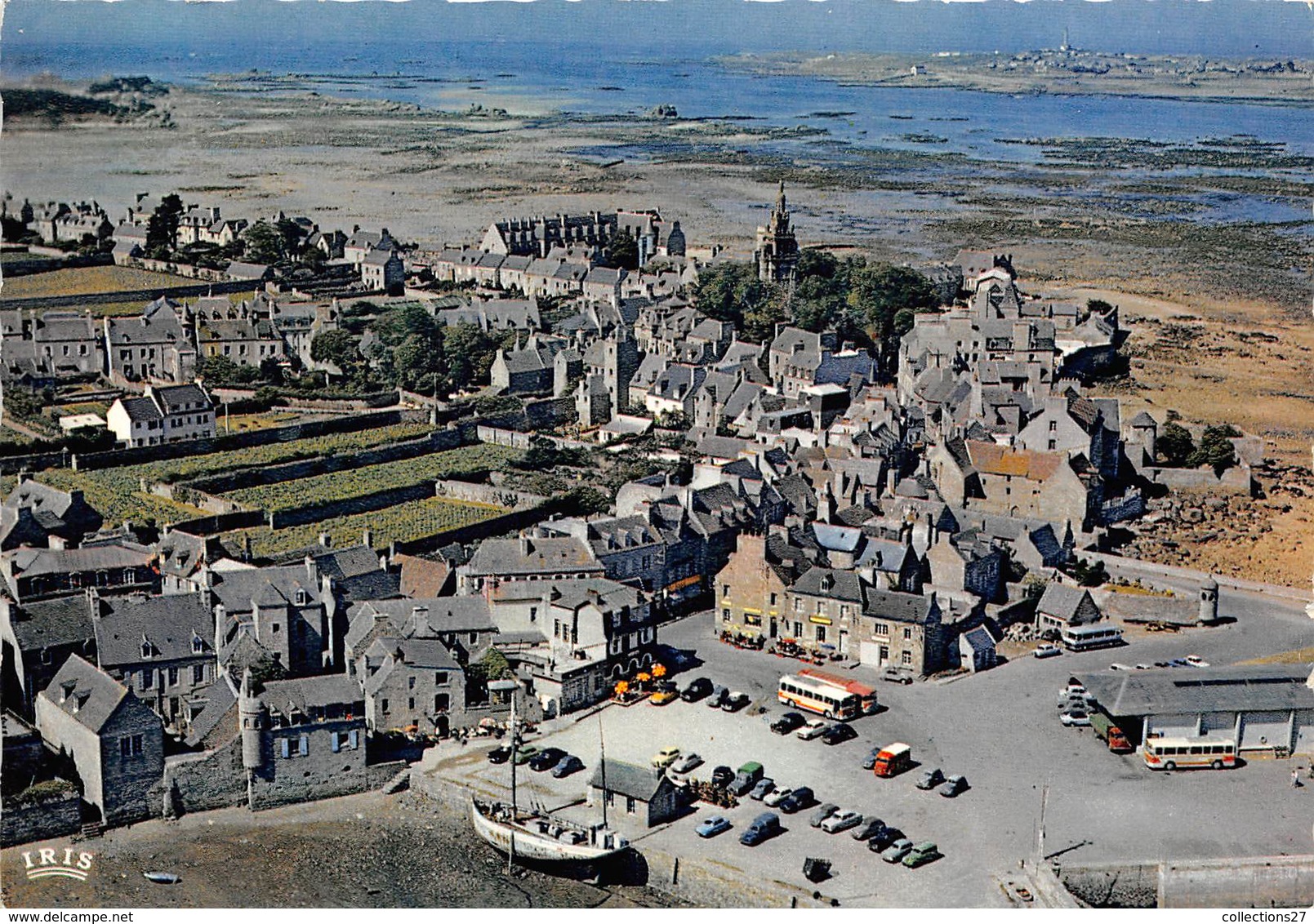 29-ROSCOFF- VUE GENERALE AU LOIN L'ILE DE BATZ - Roscoff