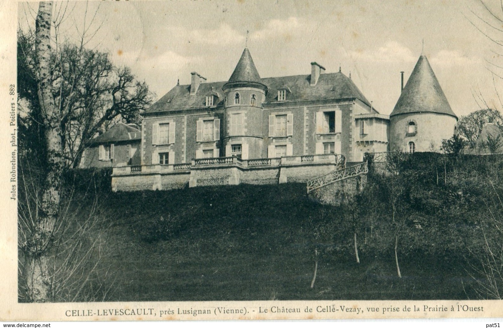 86 - Celle L' Evescault : Le Château De Celle-Vezay - Autres & Non Classés