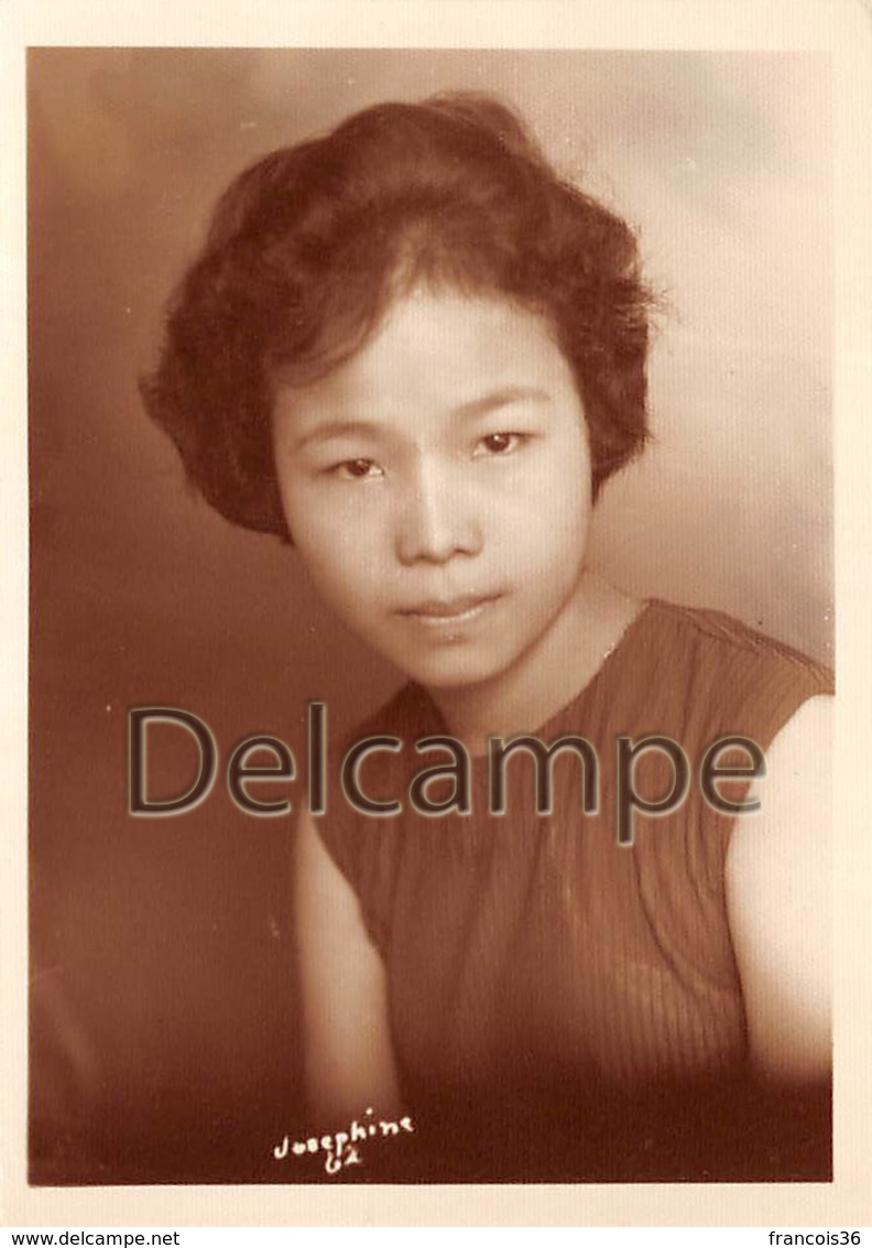 Photographie Philippines Manila Manille 1963 - Filipina Beautiful Young Girl  - Jolie Jeune Fille  Studio Pro - Personnes Identifiées