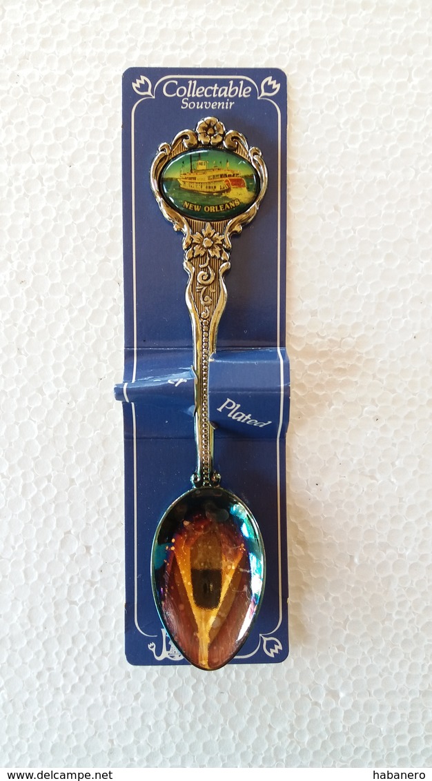 NEW ORLEANS - SILVER PLATED COLLECTORS SPOON - Obj. 'Remember Of'