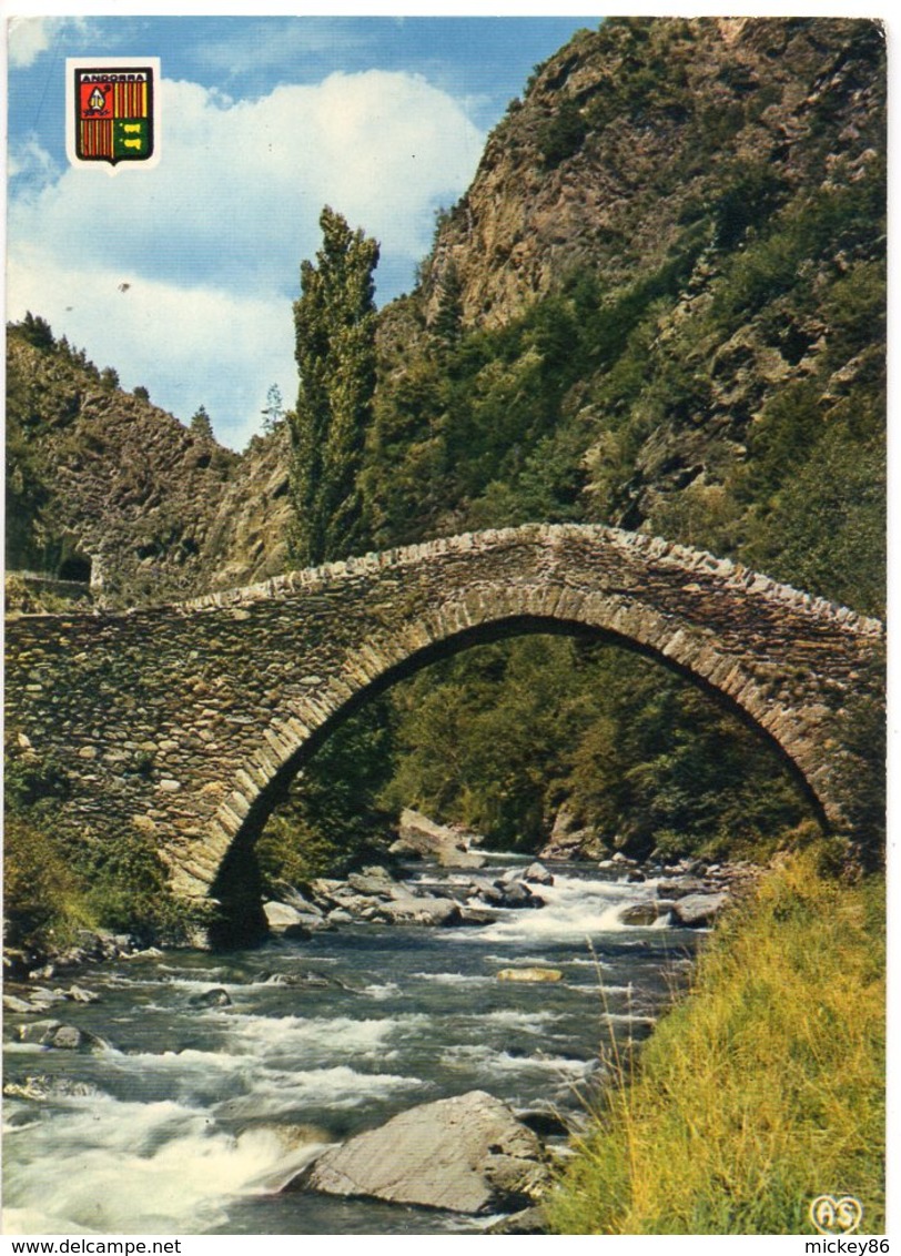 Andorre--Valls D'Andorra--1977--LA MASSANA --Pont Roman De Saint Antoine -- --timbre Au Verso - Andorre