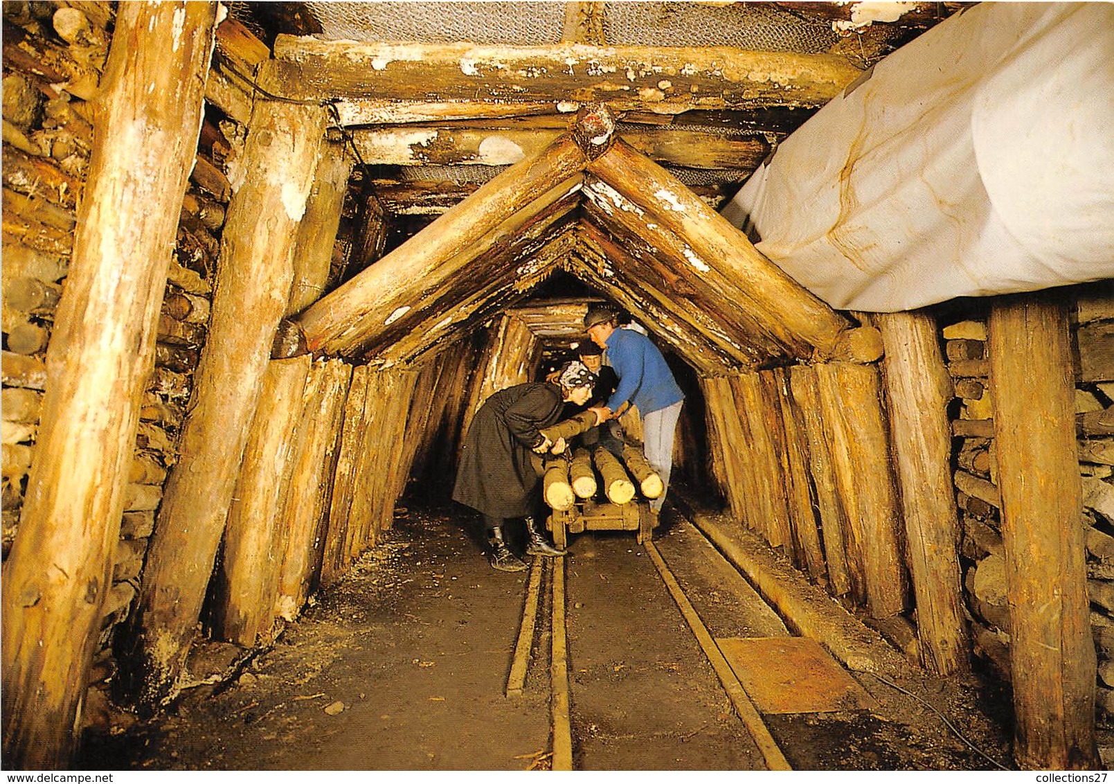 30-ALES- MINE- TEMOIN D'ALES- GALERIE AVEC BOISAGE ANGLE ET VENTILATEUR - Alès